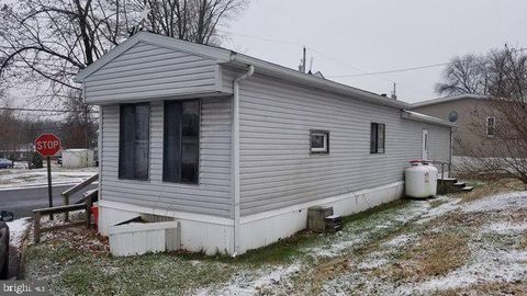 Homes For Sale - 119 Dennis Avenue<br/> BIRDSBORO, PA 19508