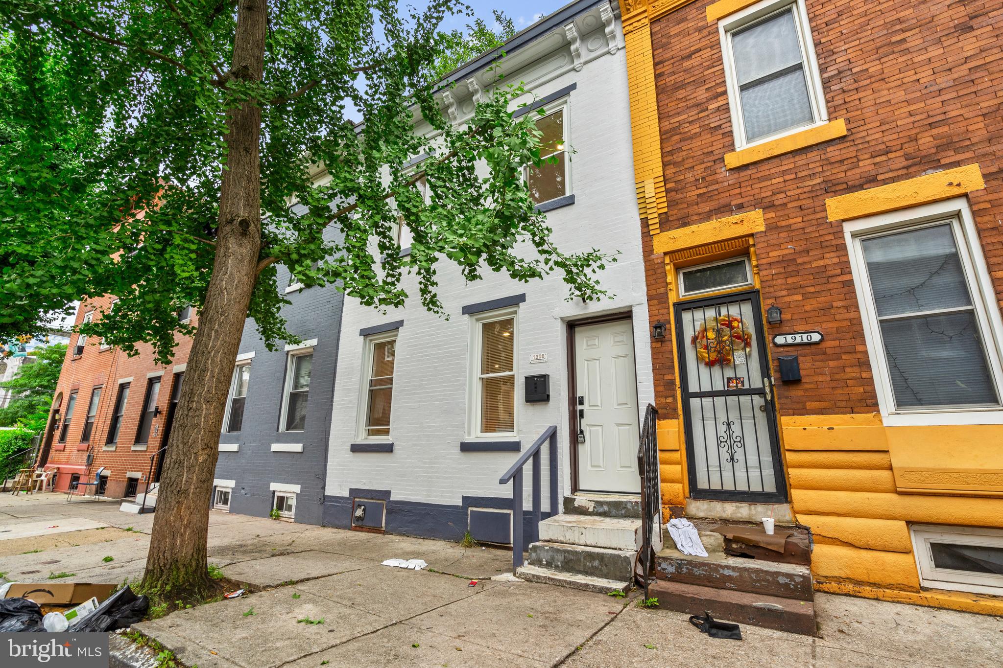 1908 N CROSKEY STREET
