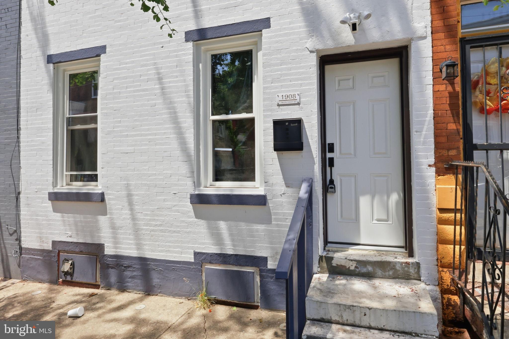 1908 N CROSKEY STREET