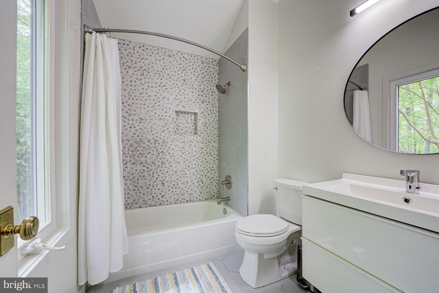 THE PALISADES - Residential