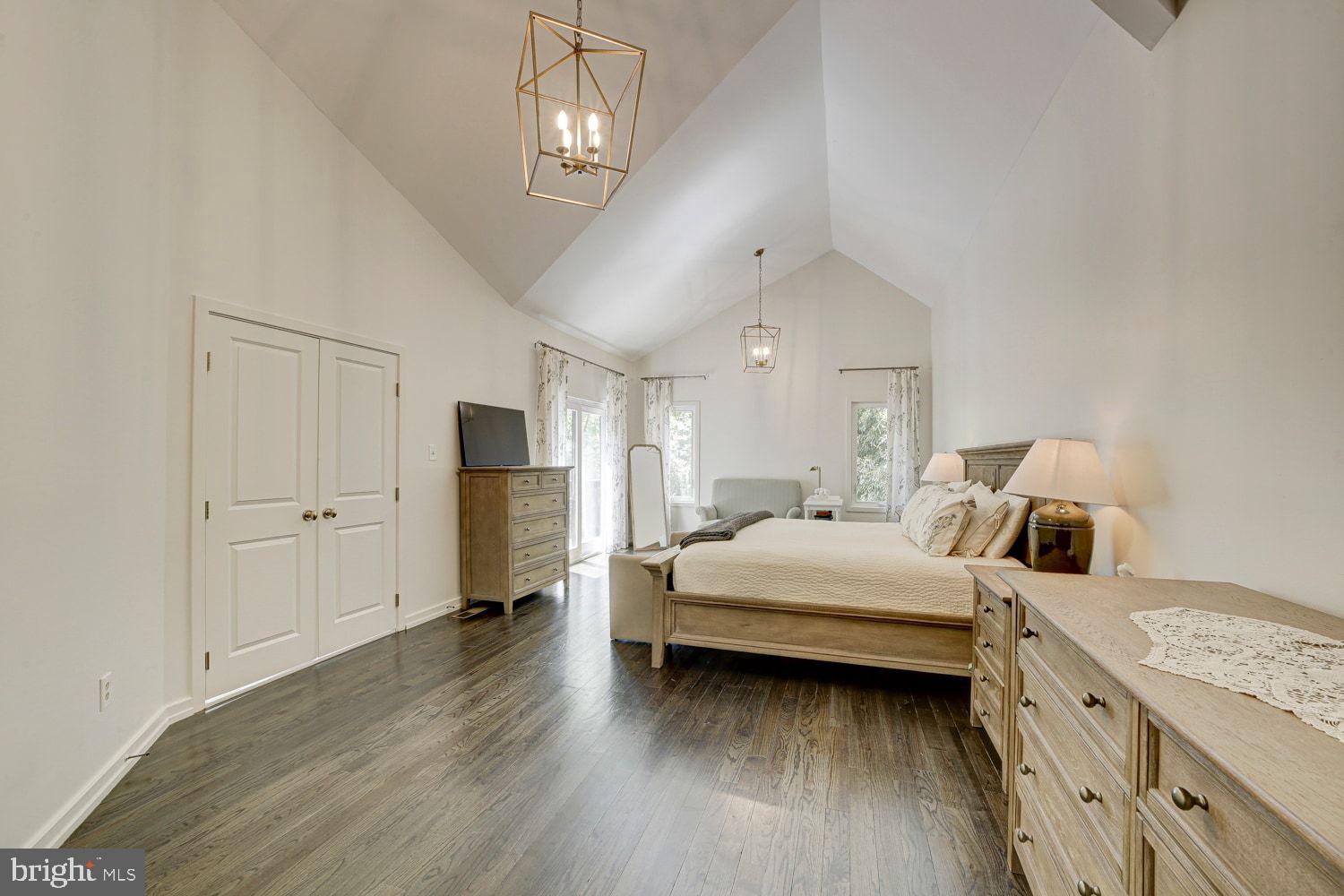 THE PALISADES - Residential