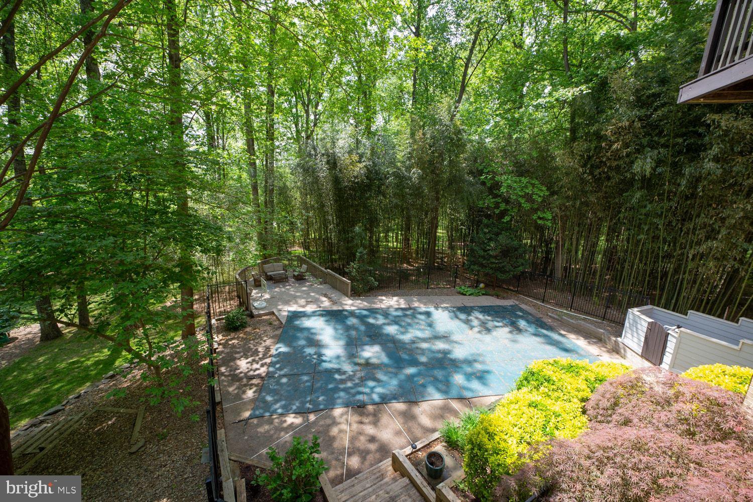 THE PALISADES - Residential