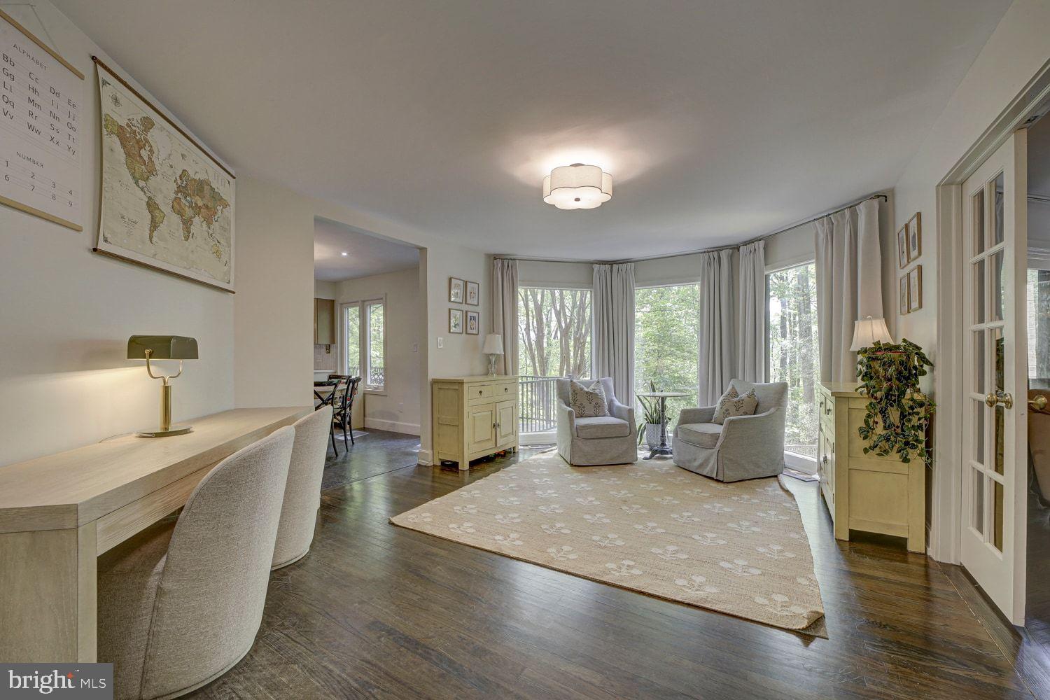 THE PALISADES - Residential