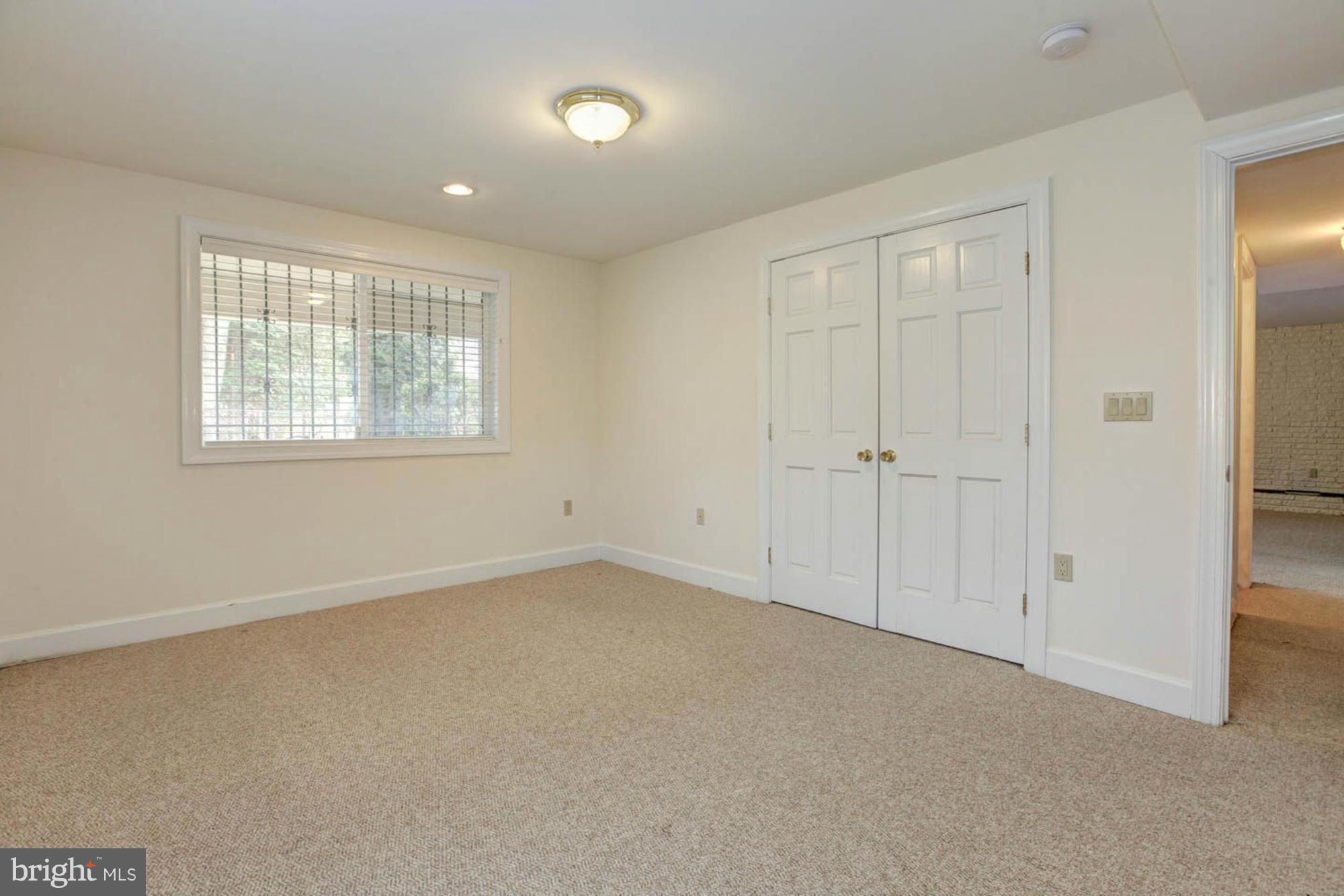 FERNWOOD - Residential Lease