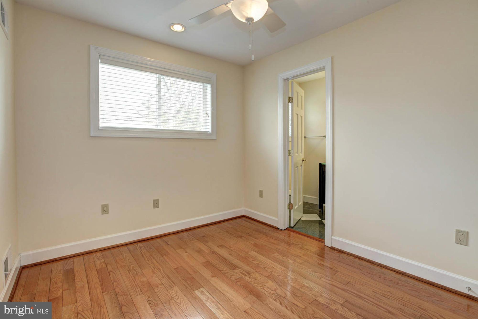 FERNWOOD - Residential Lease