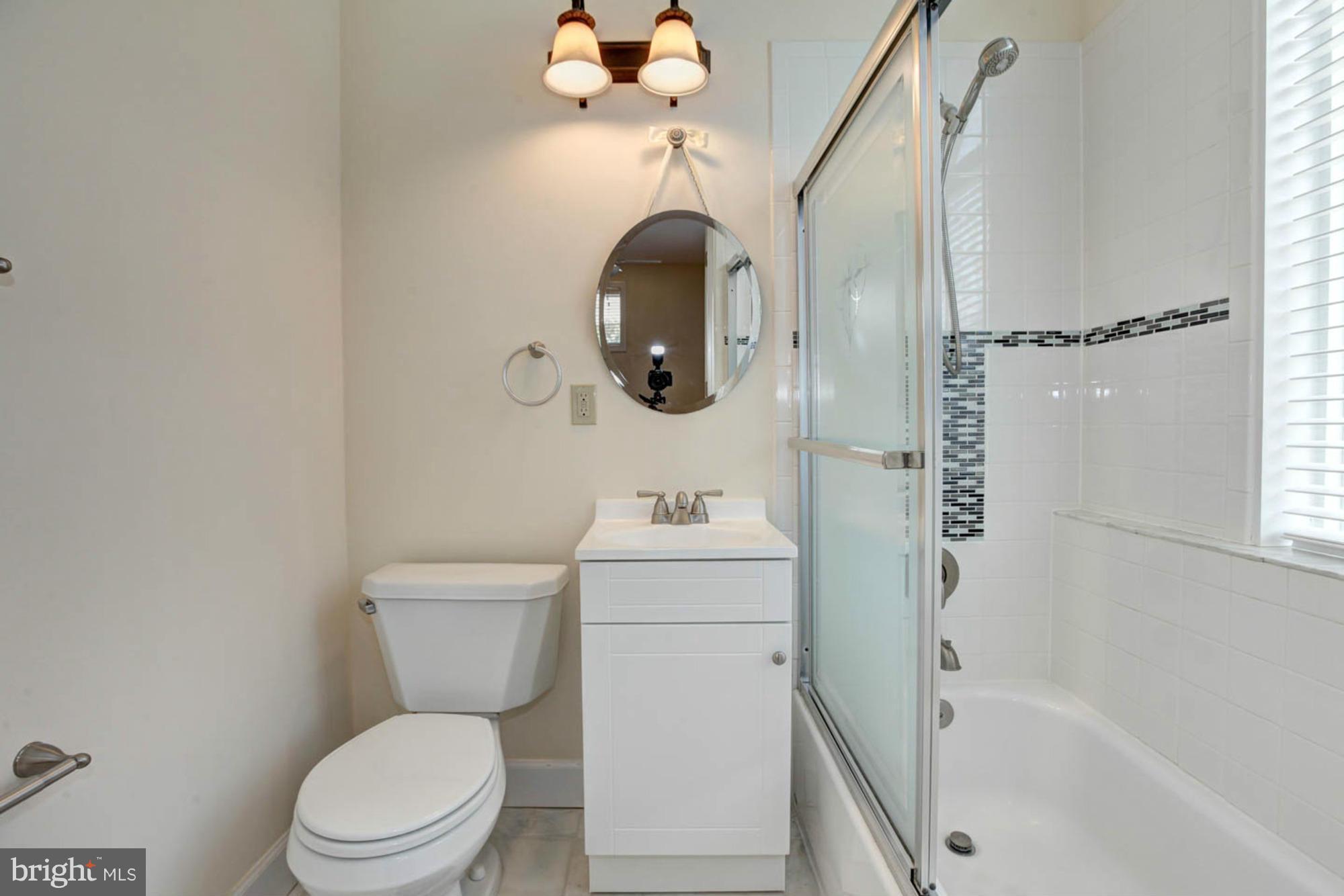 FERNWOOD - Residential Lease