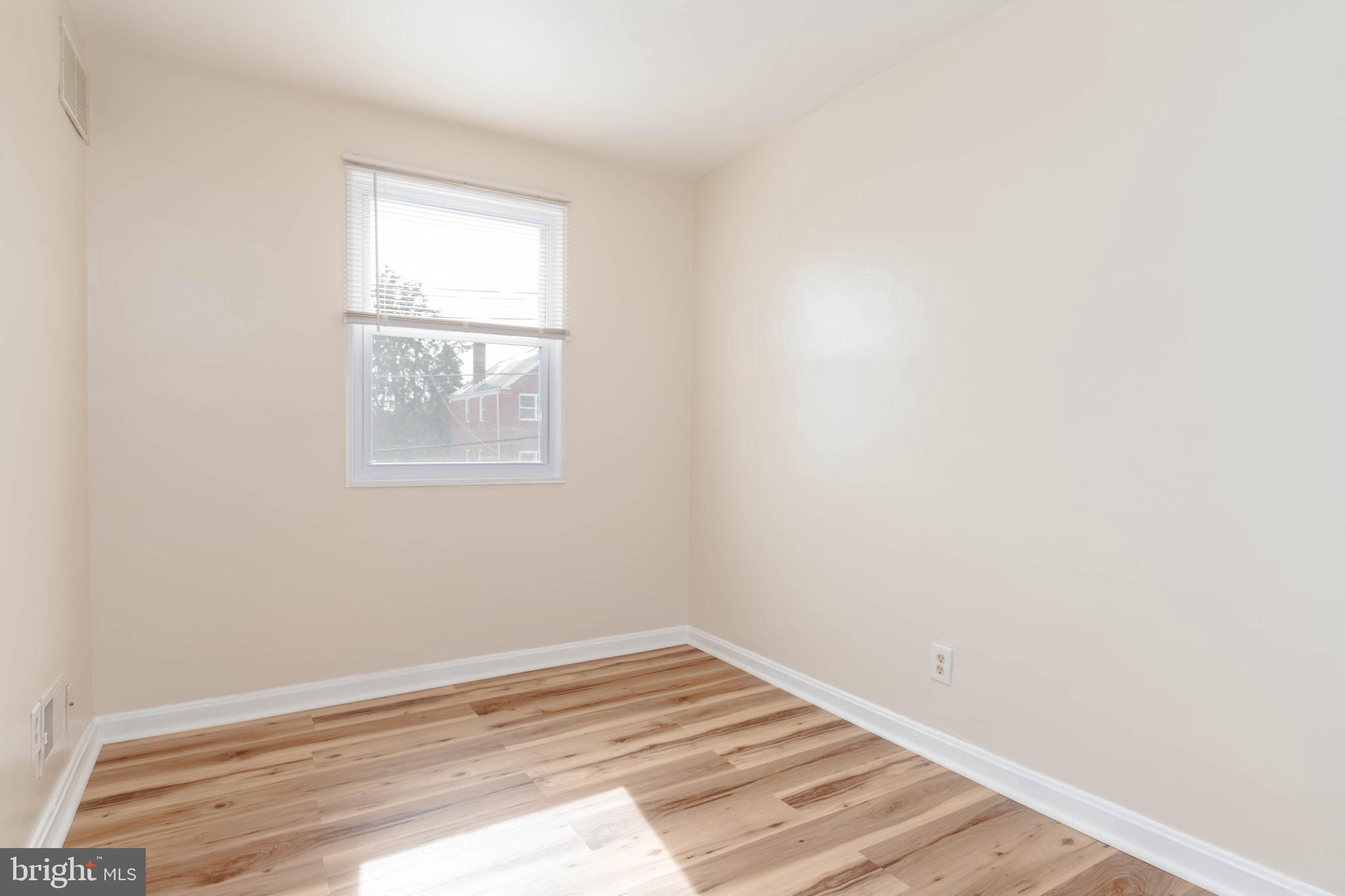 WEST EDMONDALE - Residential