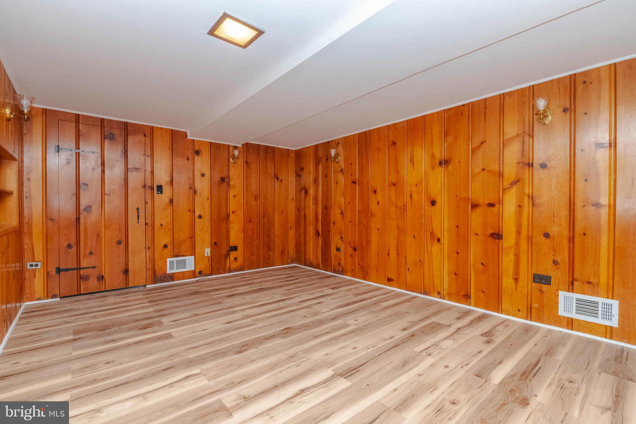 WEST EDMONDALE - Residential