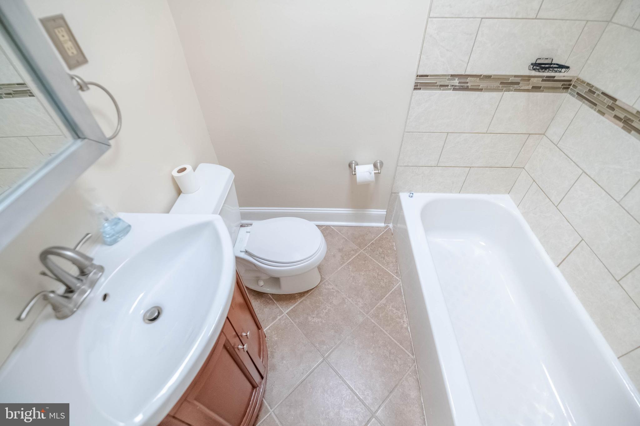 WEST EDMONDALE - Residential