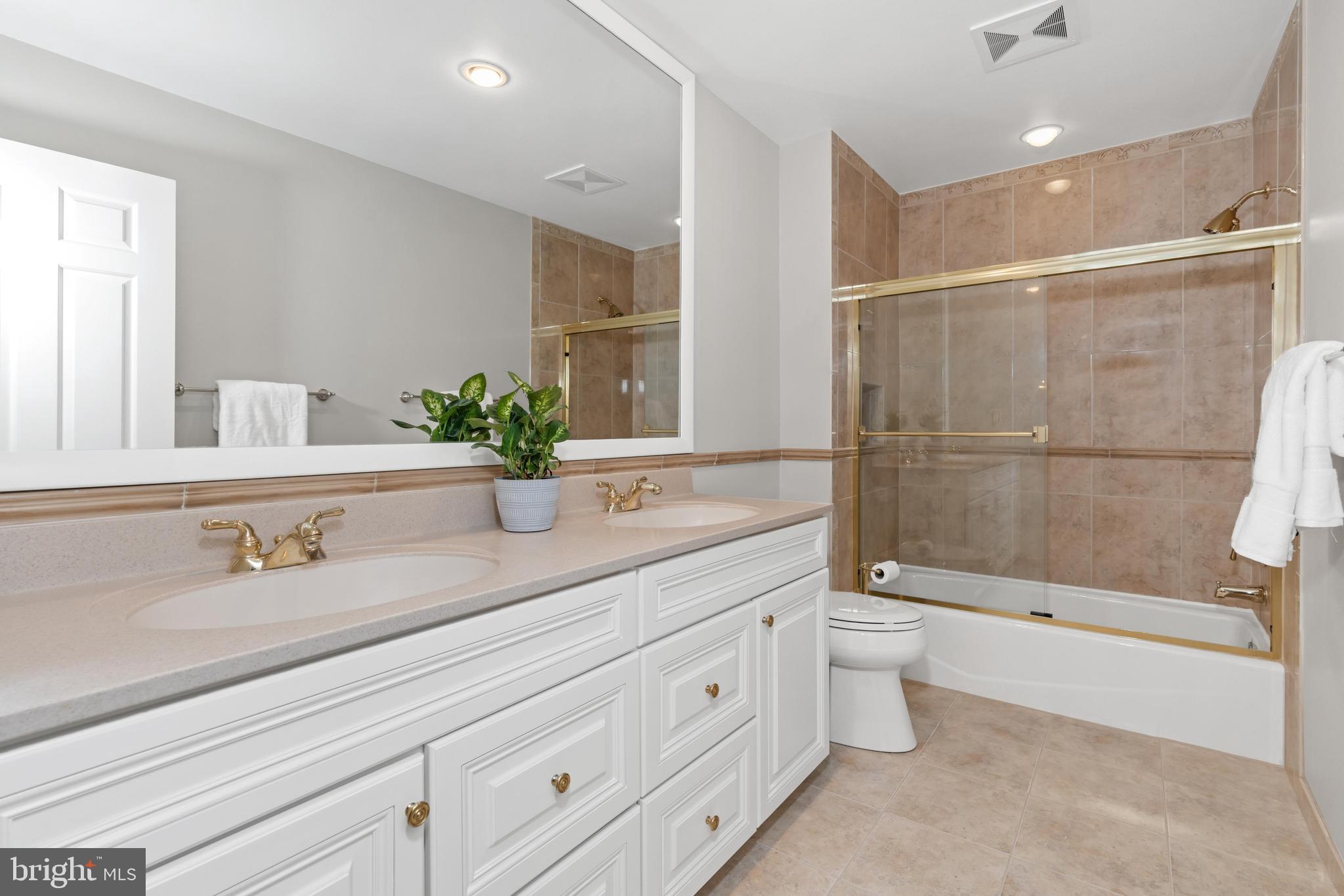 FAIR HILL - Residential