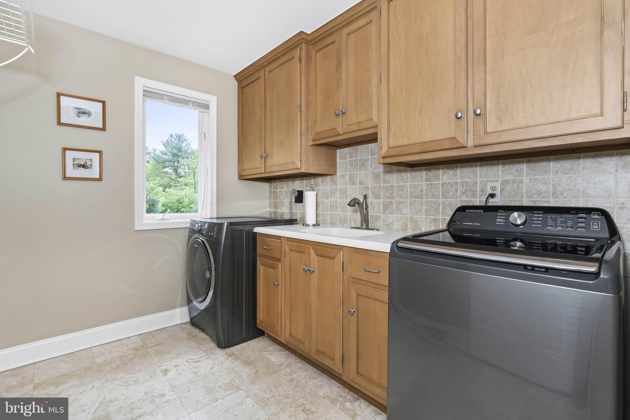 FAIR HILL - Residential