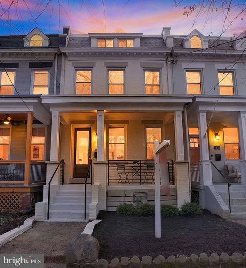 Townhouse For Sale - 1208 Shepherd Street<br/> Washington County, WASHINGTON, DC 20011