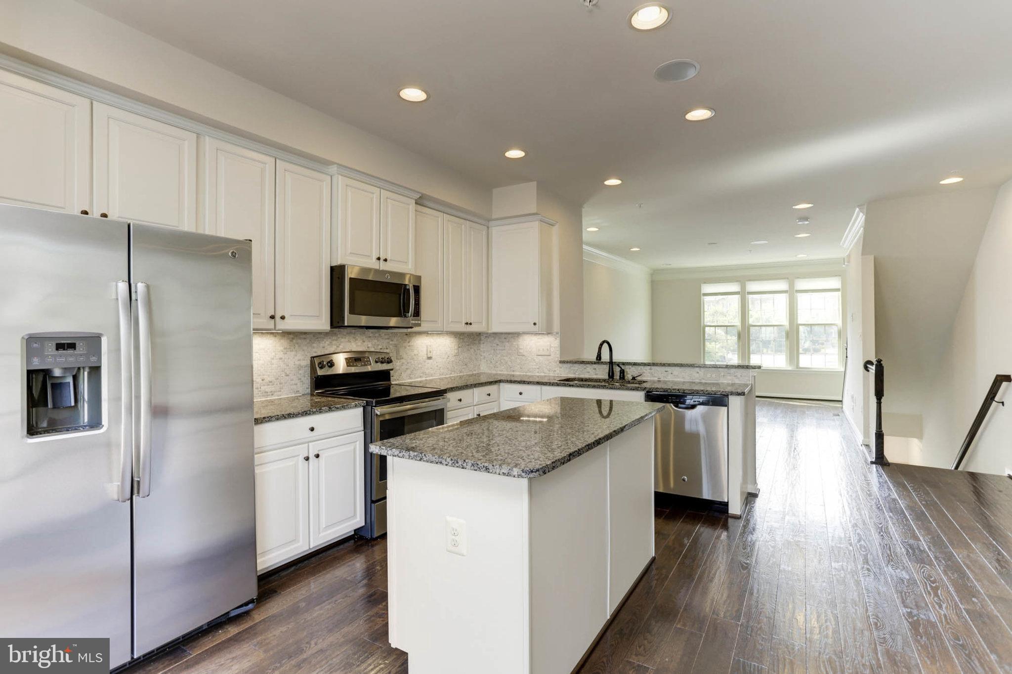 PARKSIDE - Residential