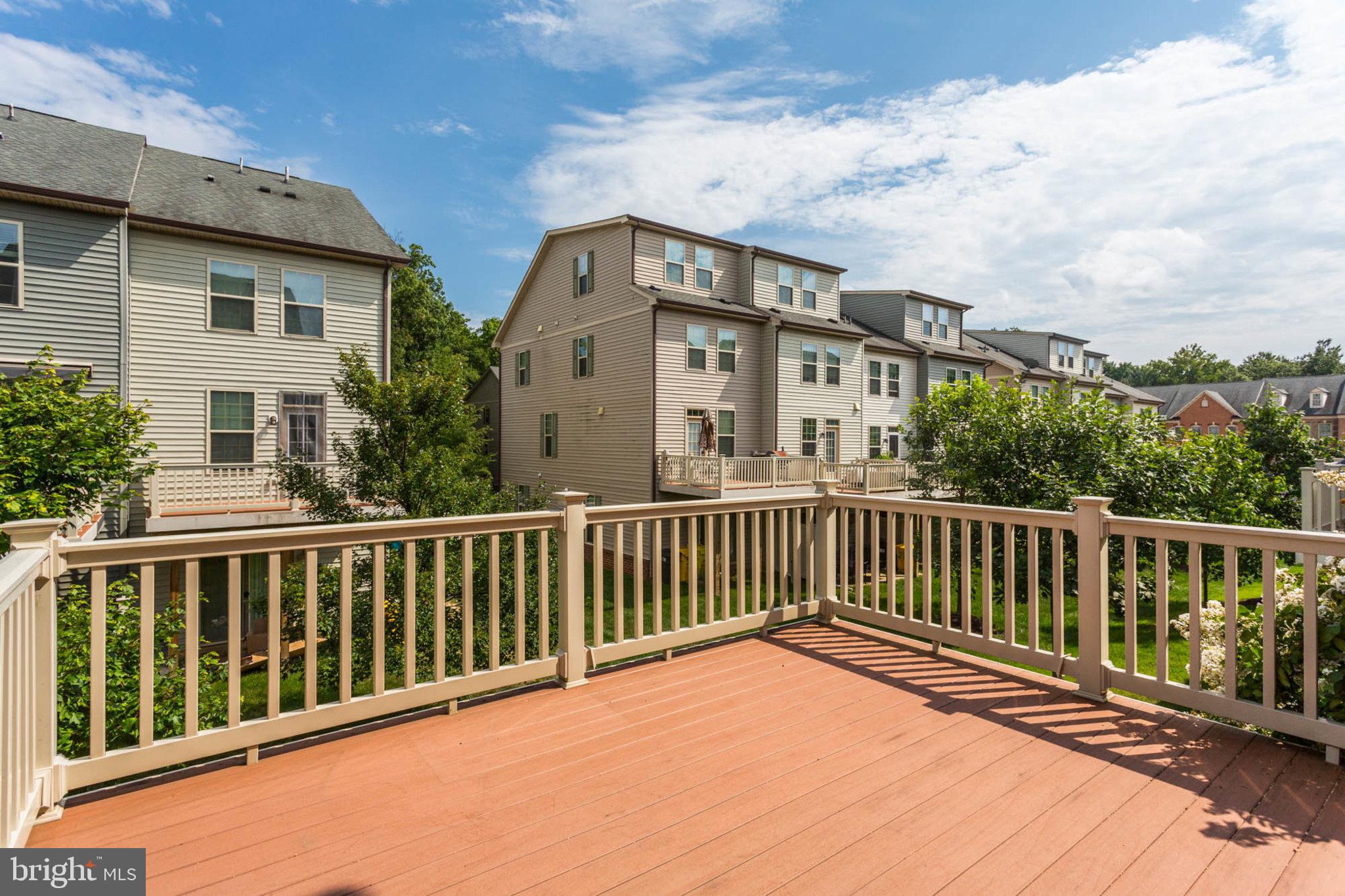 PARKSIDE - Residential