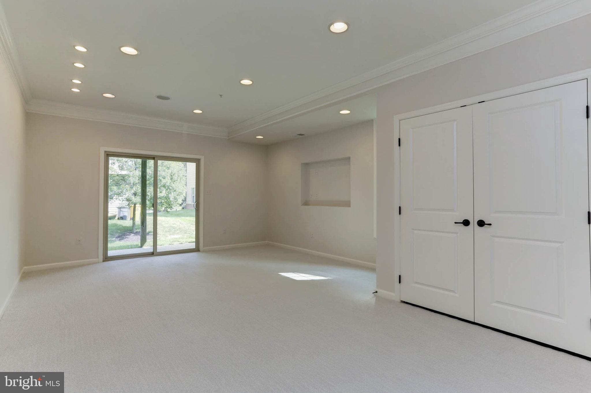 PARKSIDE - Residential