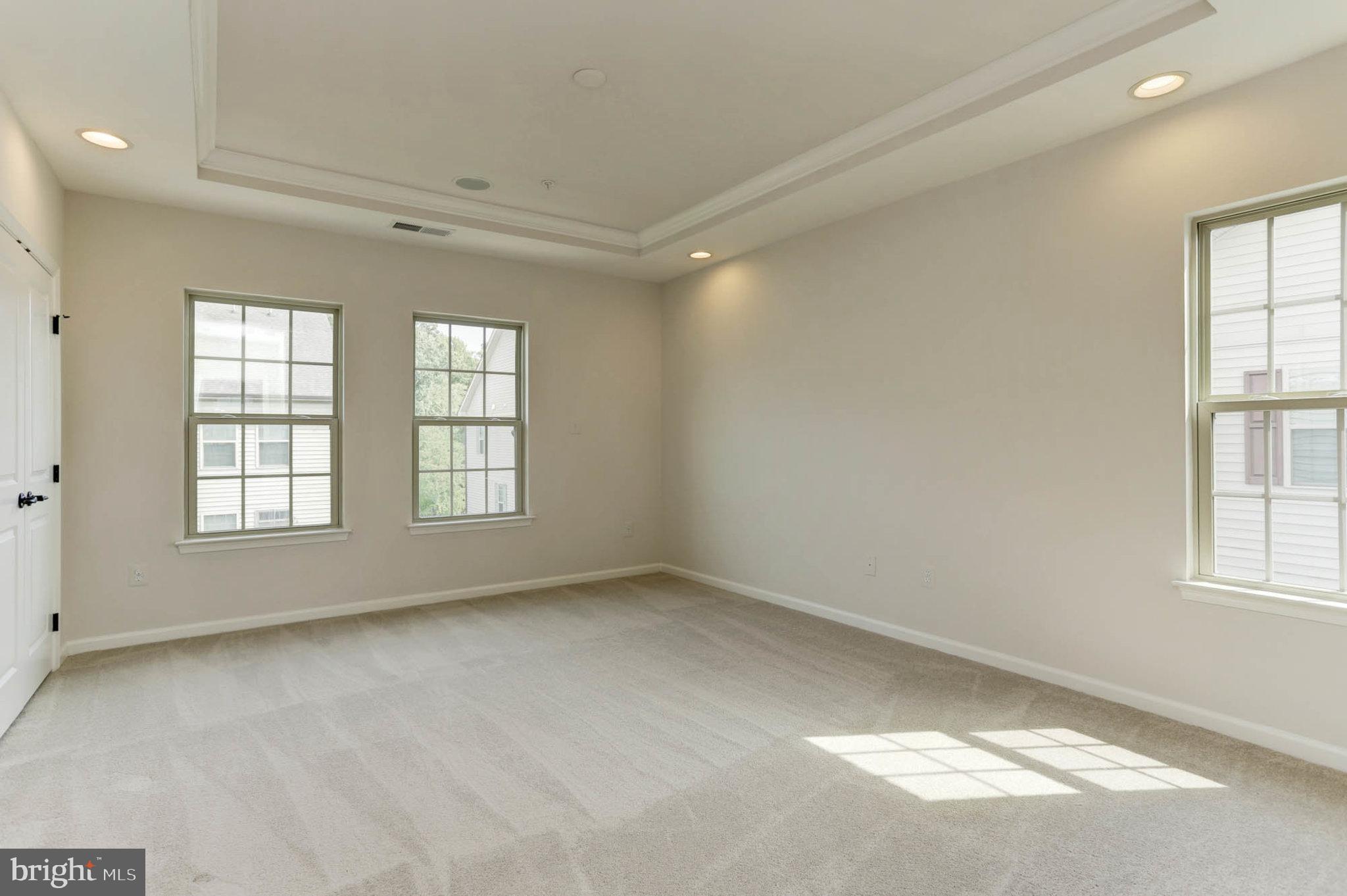 PARKSIDE - Residential