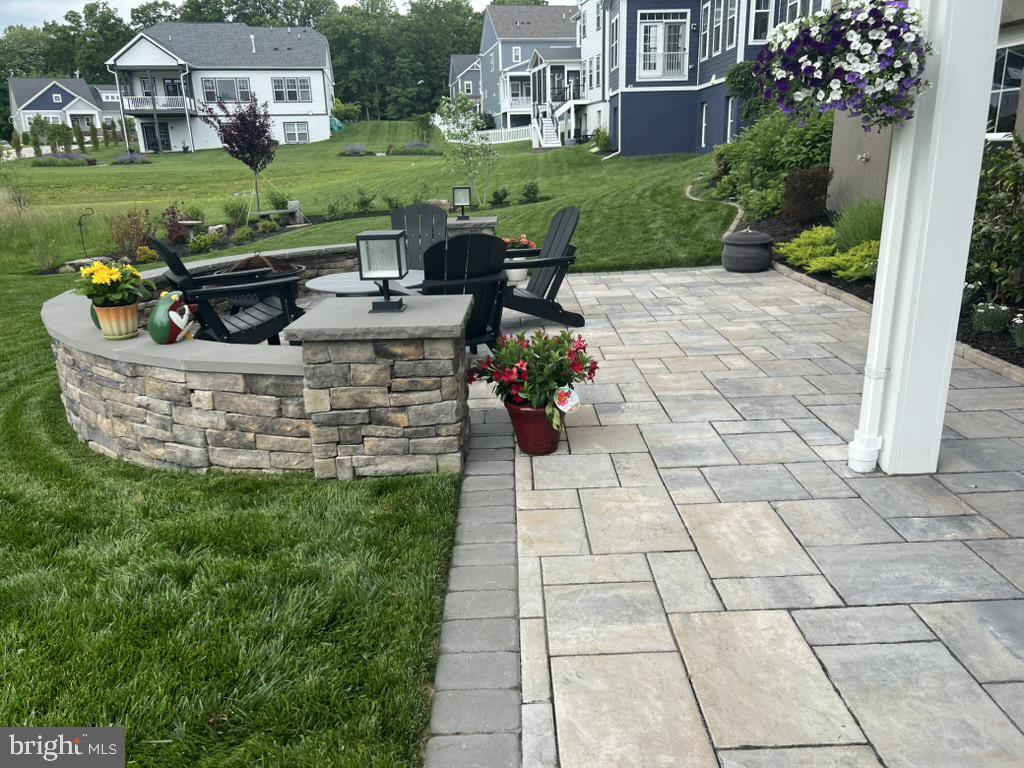 GROVE AT WILLOWSFORD - Residential