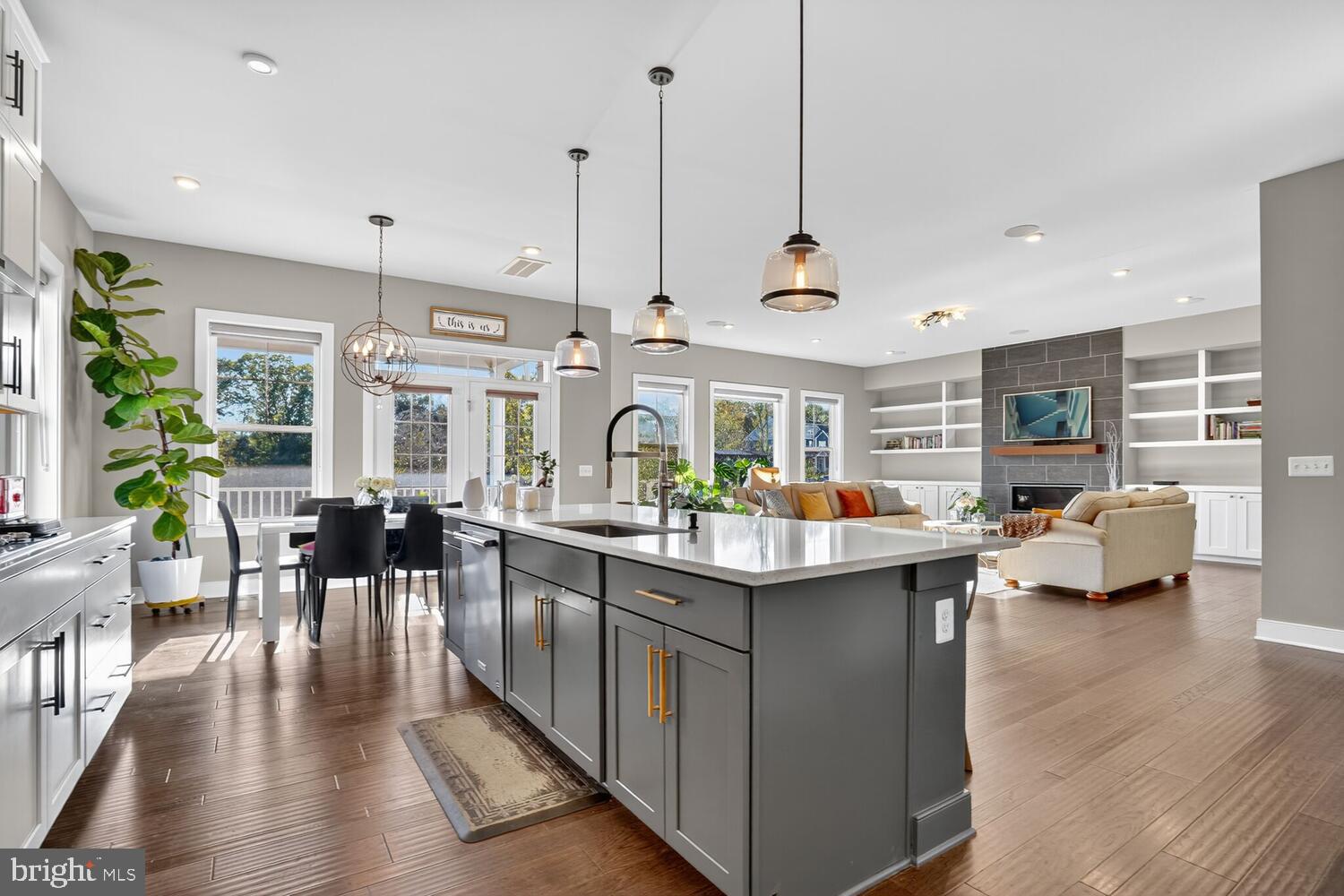 GROVE AT WILLOWSFORD - Residential