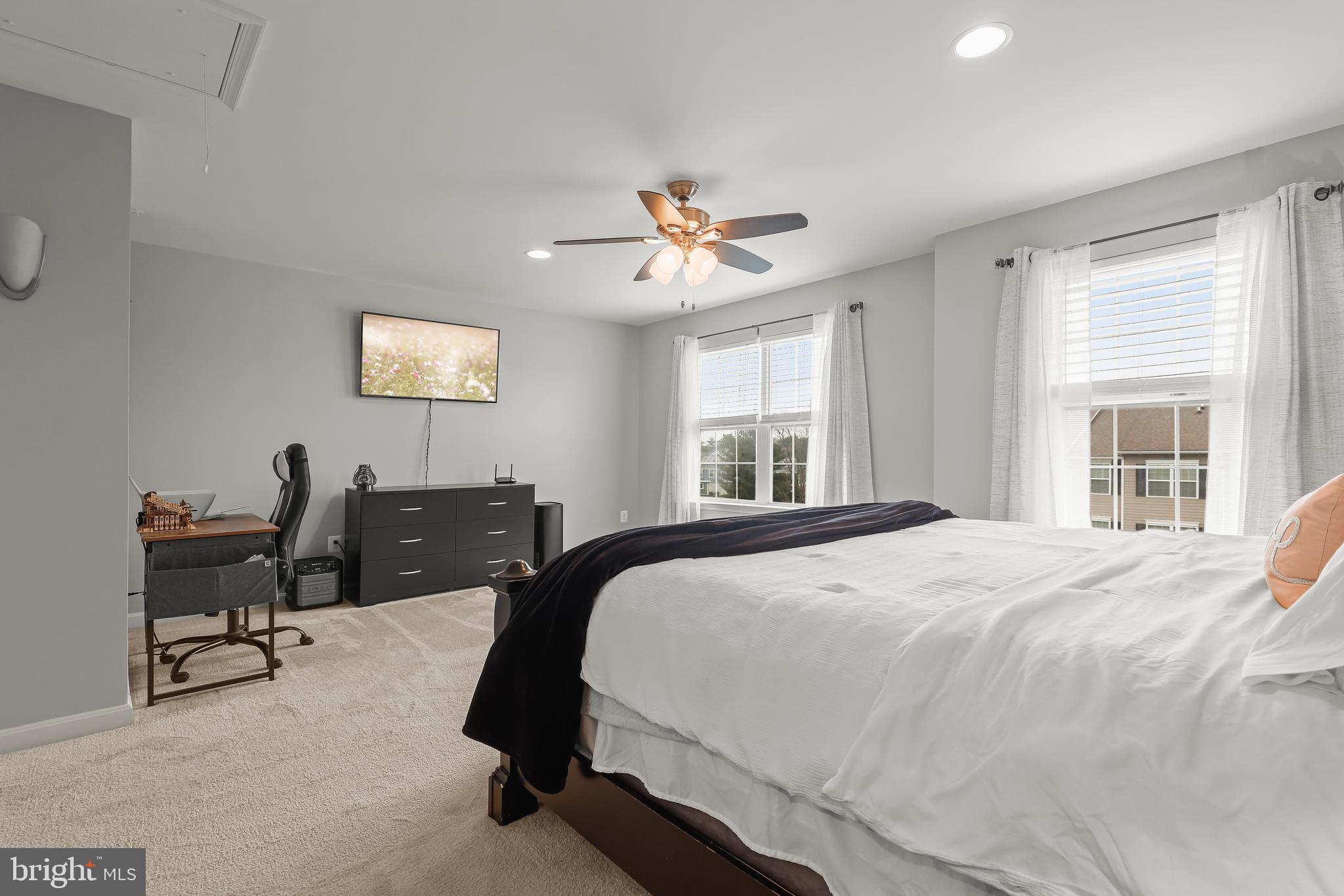 RESERVOIR RIDGE - Residential