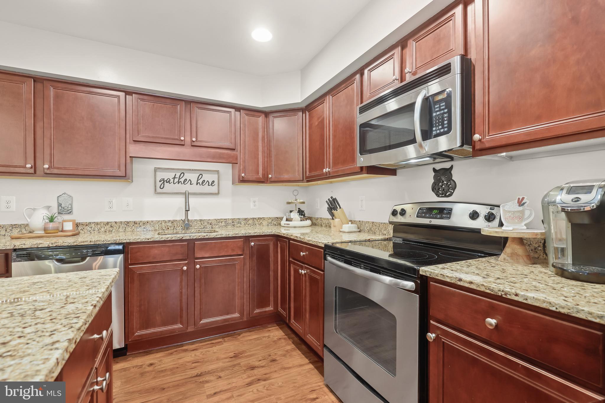 RESERVOIR RIDGE - Residential