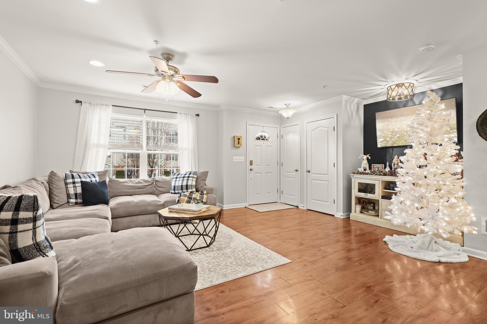 RESERVOIR RIDGE - Residential