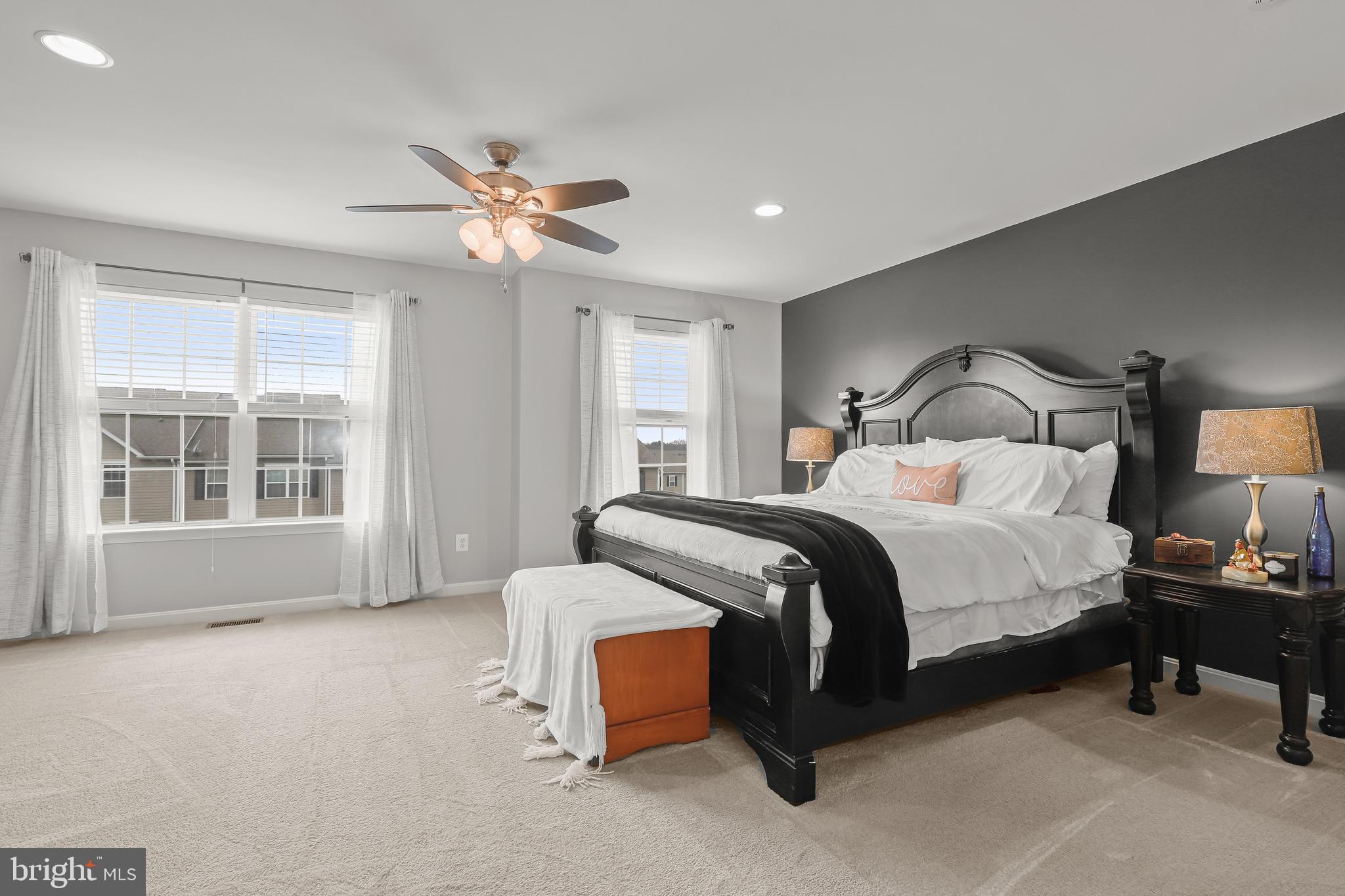 RESERVOIR RIDGE - Residential