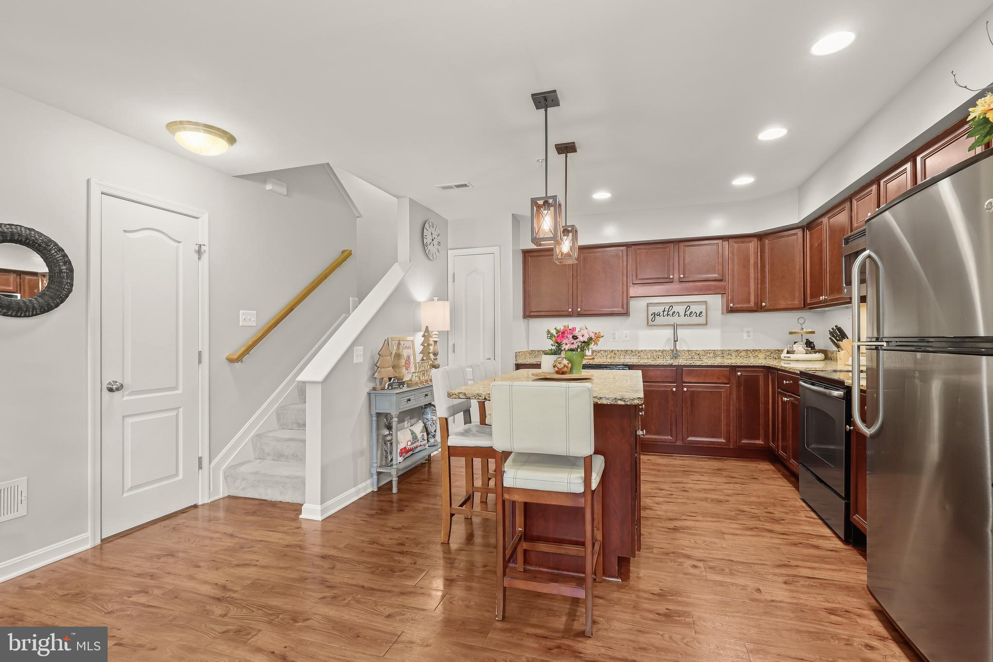 RESERVOIR RIDGE - Residential