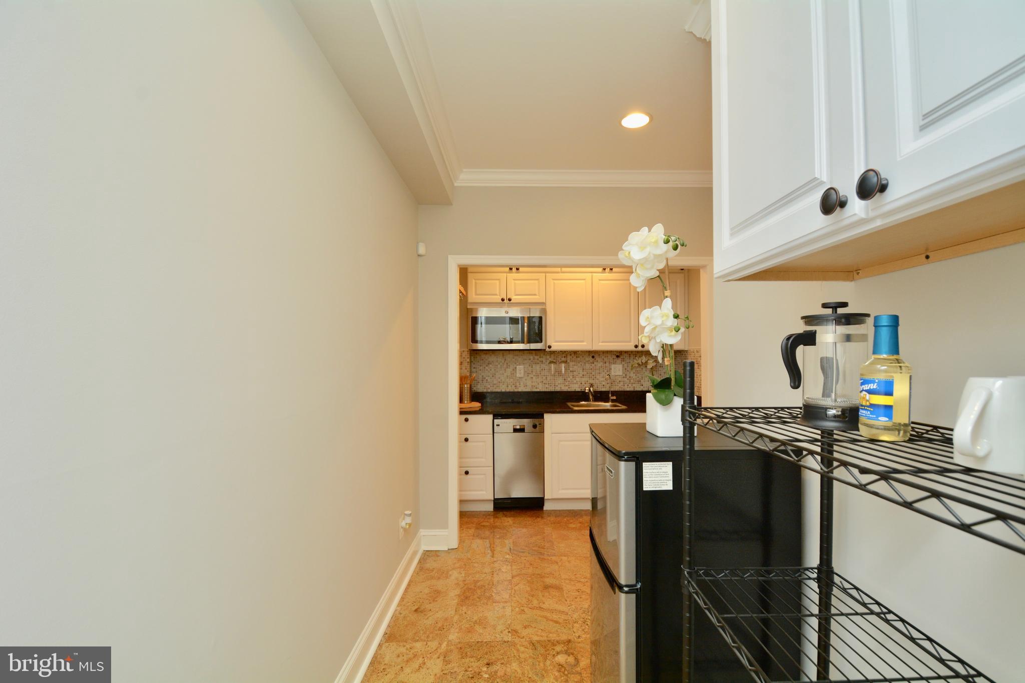 HOLMES RUN HEIGHTS - Residential