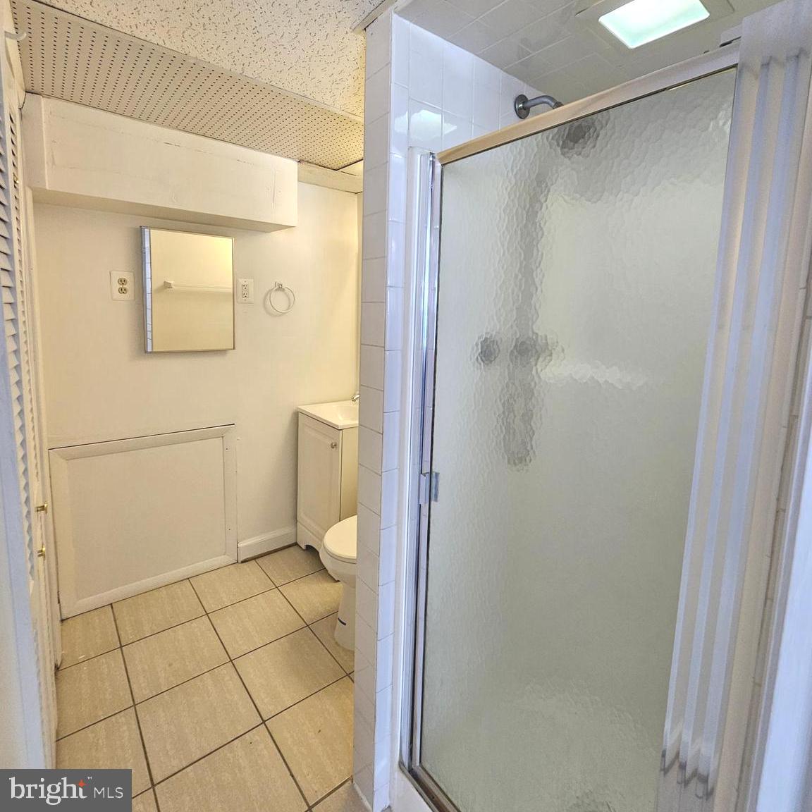 MONTICELLO WOODS - Residential Lease