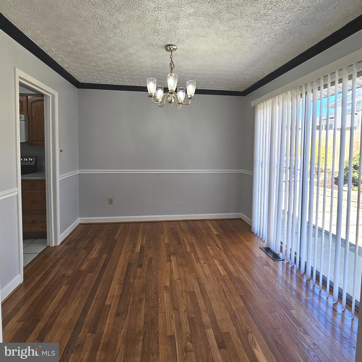 MONTICELLO WOODS - Residential Lease