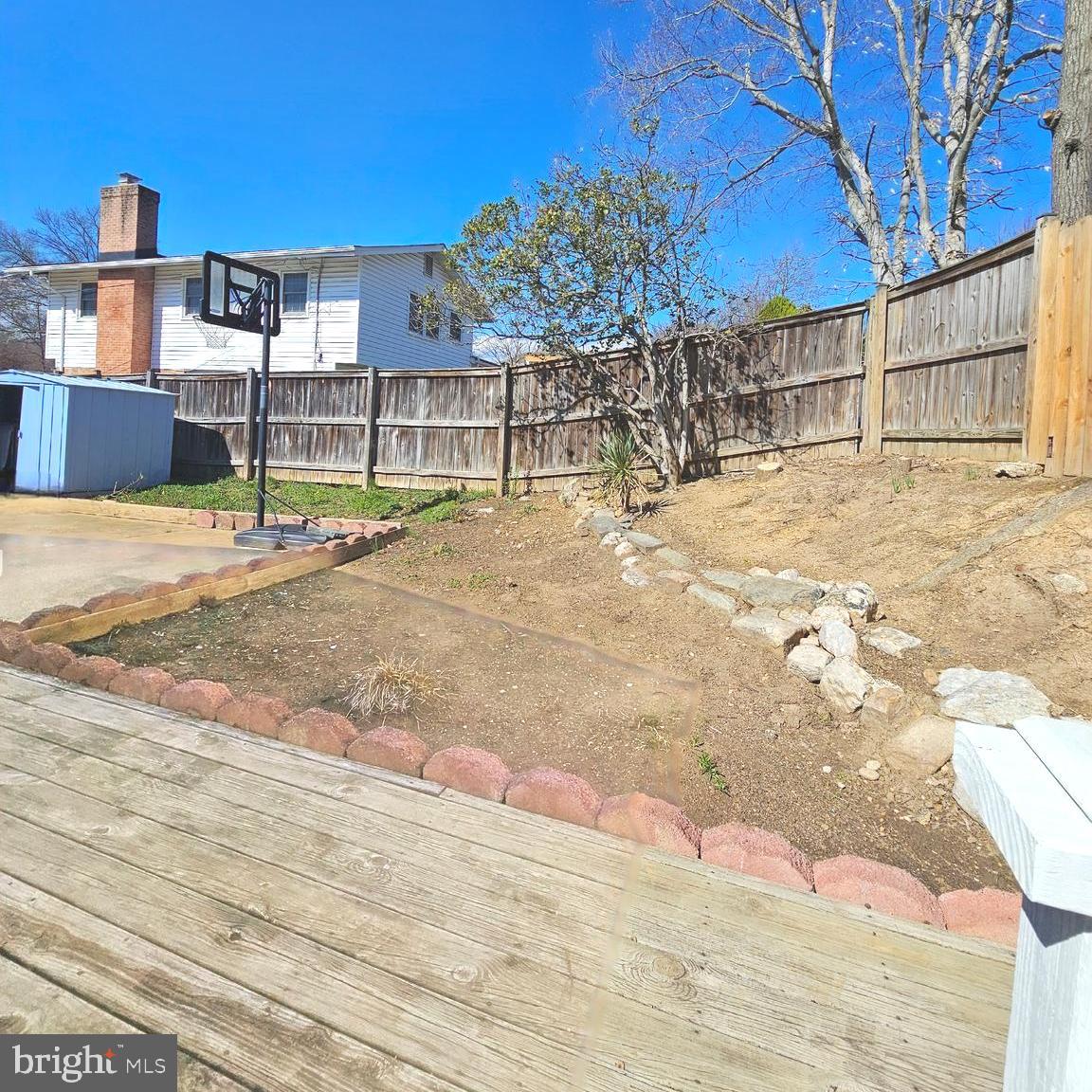 MONTICELLO WOODS - Residential Lease