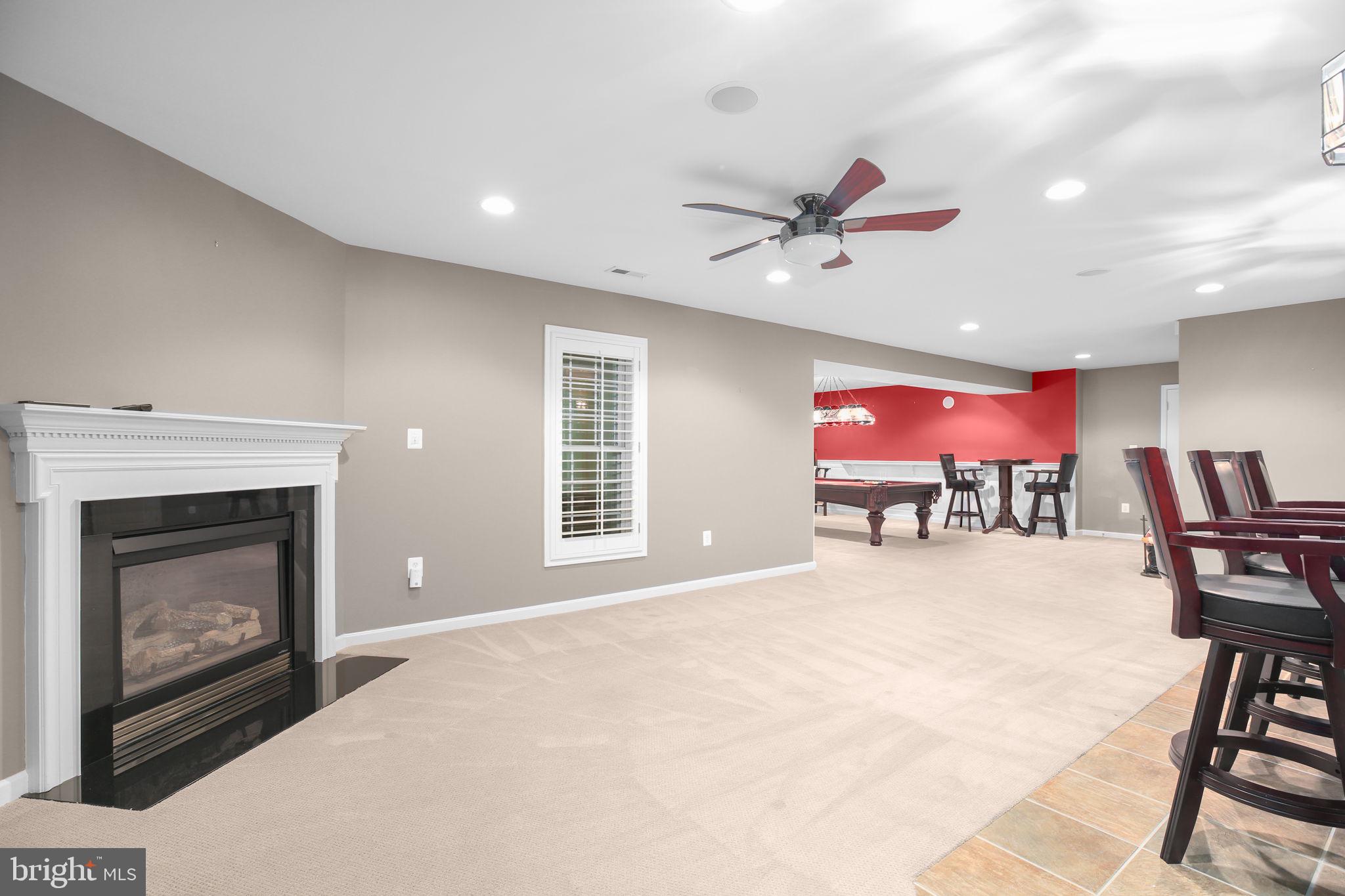 SMITH LAKE ESTATES - Residential