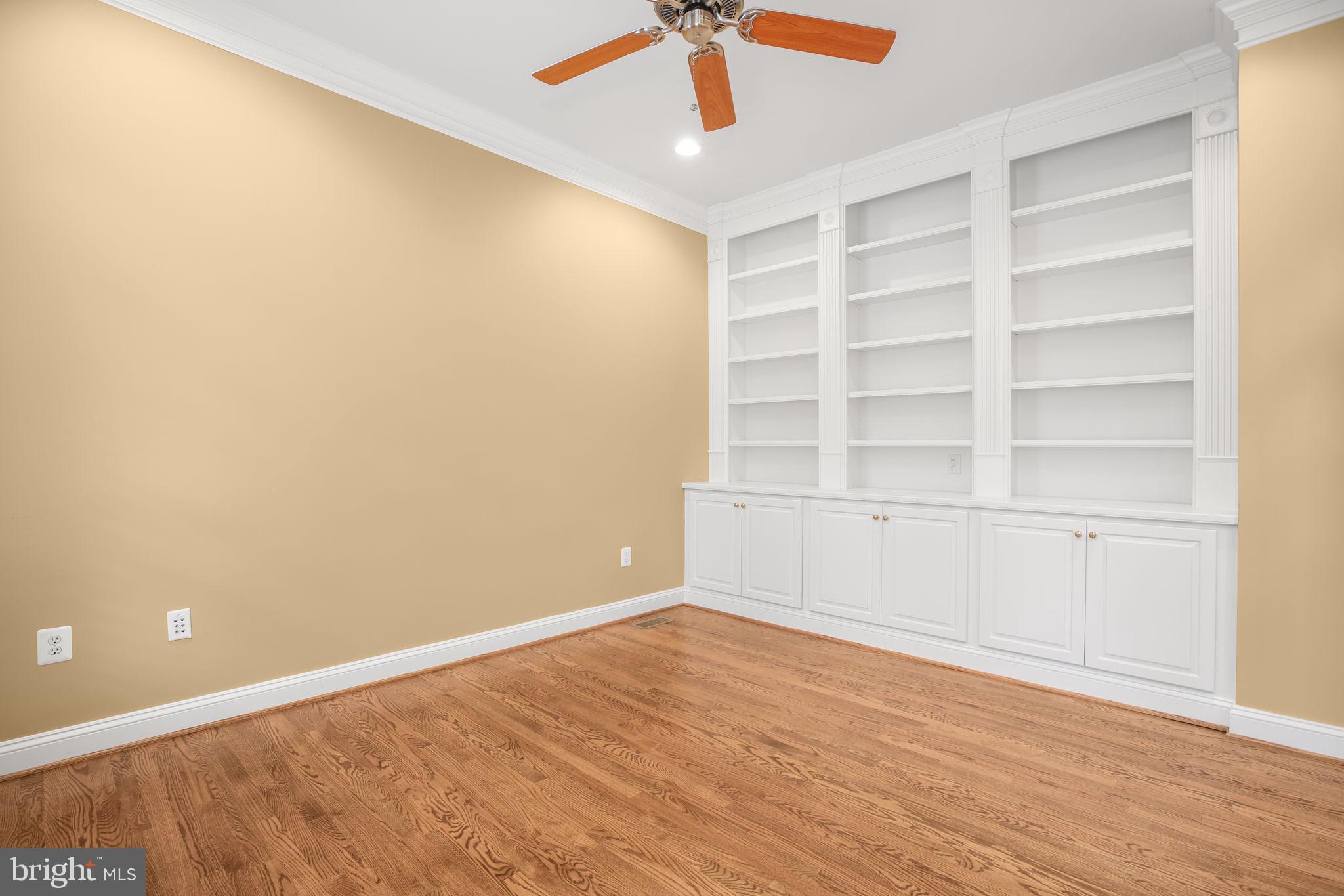 SMITH LAKE ESTATES - Residential