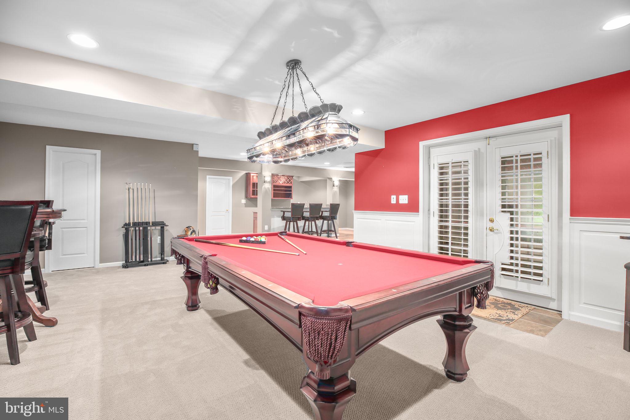 SMITH LAKE ESTATES - Residential