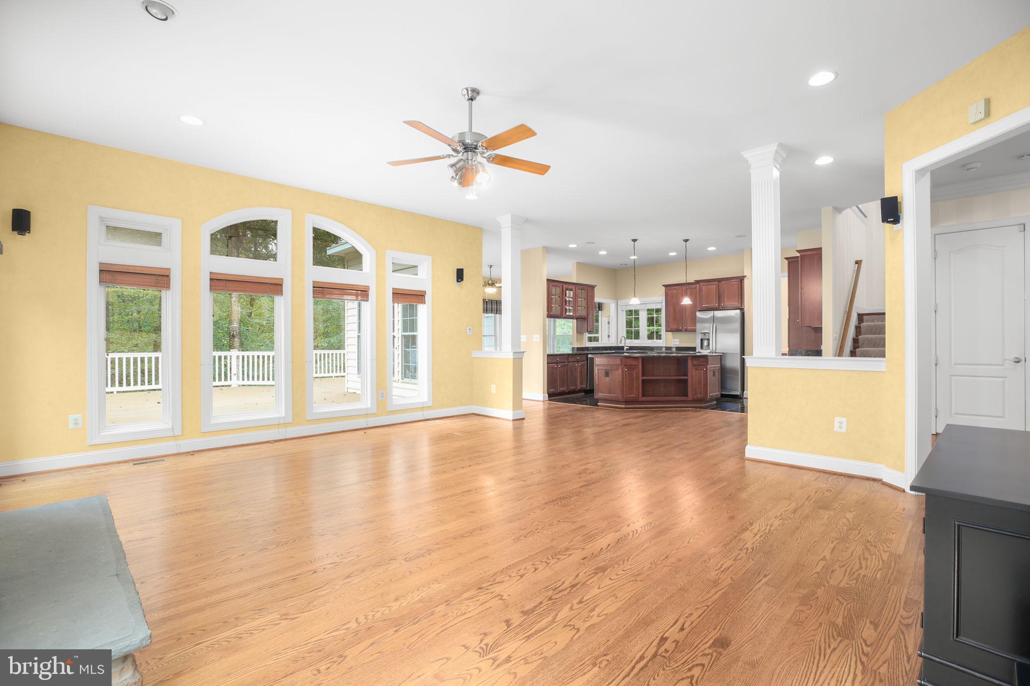 SMITH LAKE ESTATES - Residential