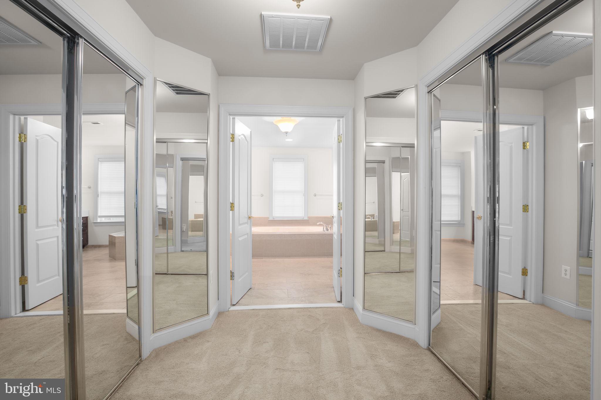 SMITH LAKE ESTATES - Residential