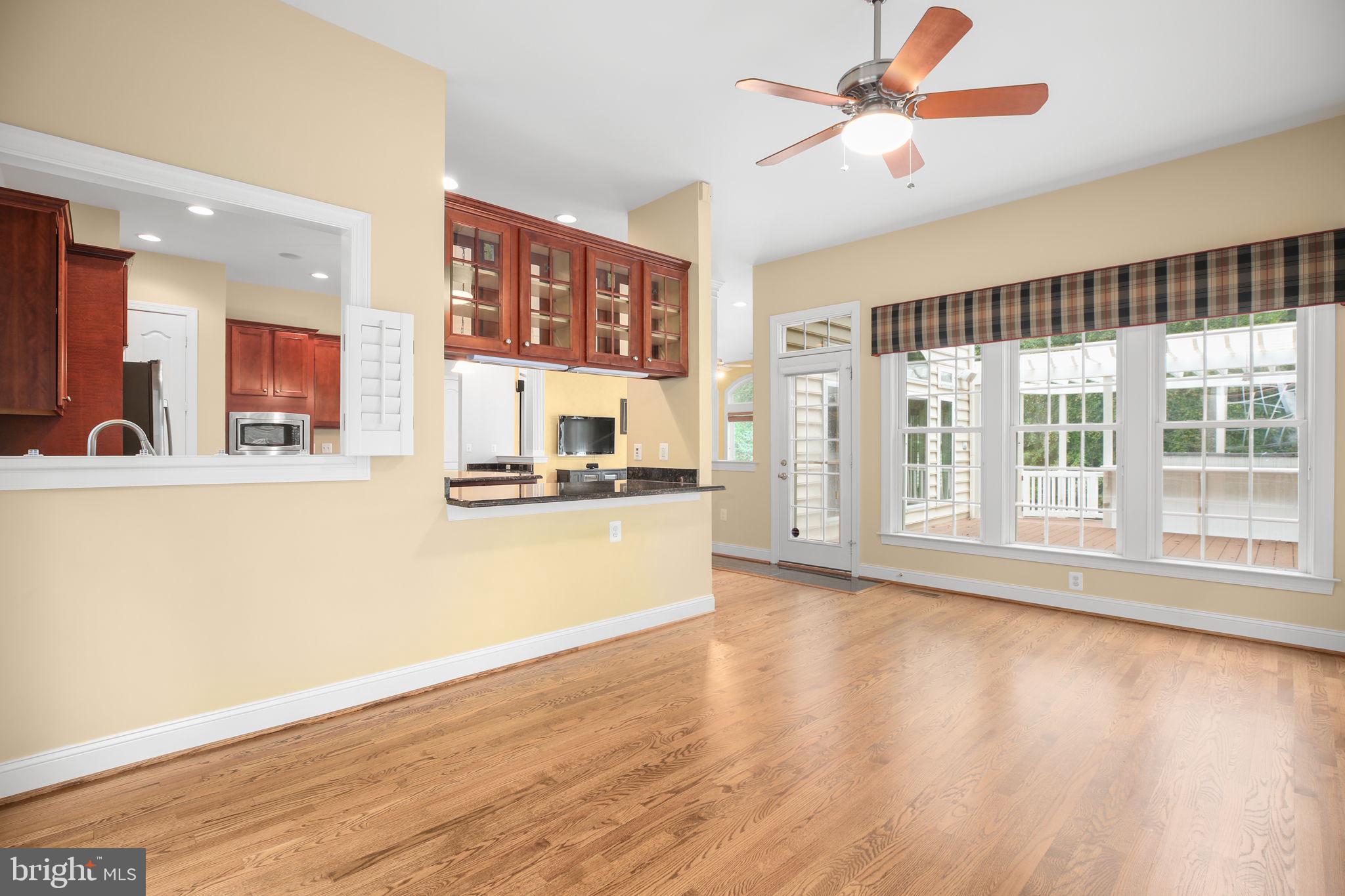 SMITH LAKE ESTATES - Residential