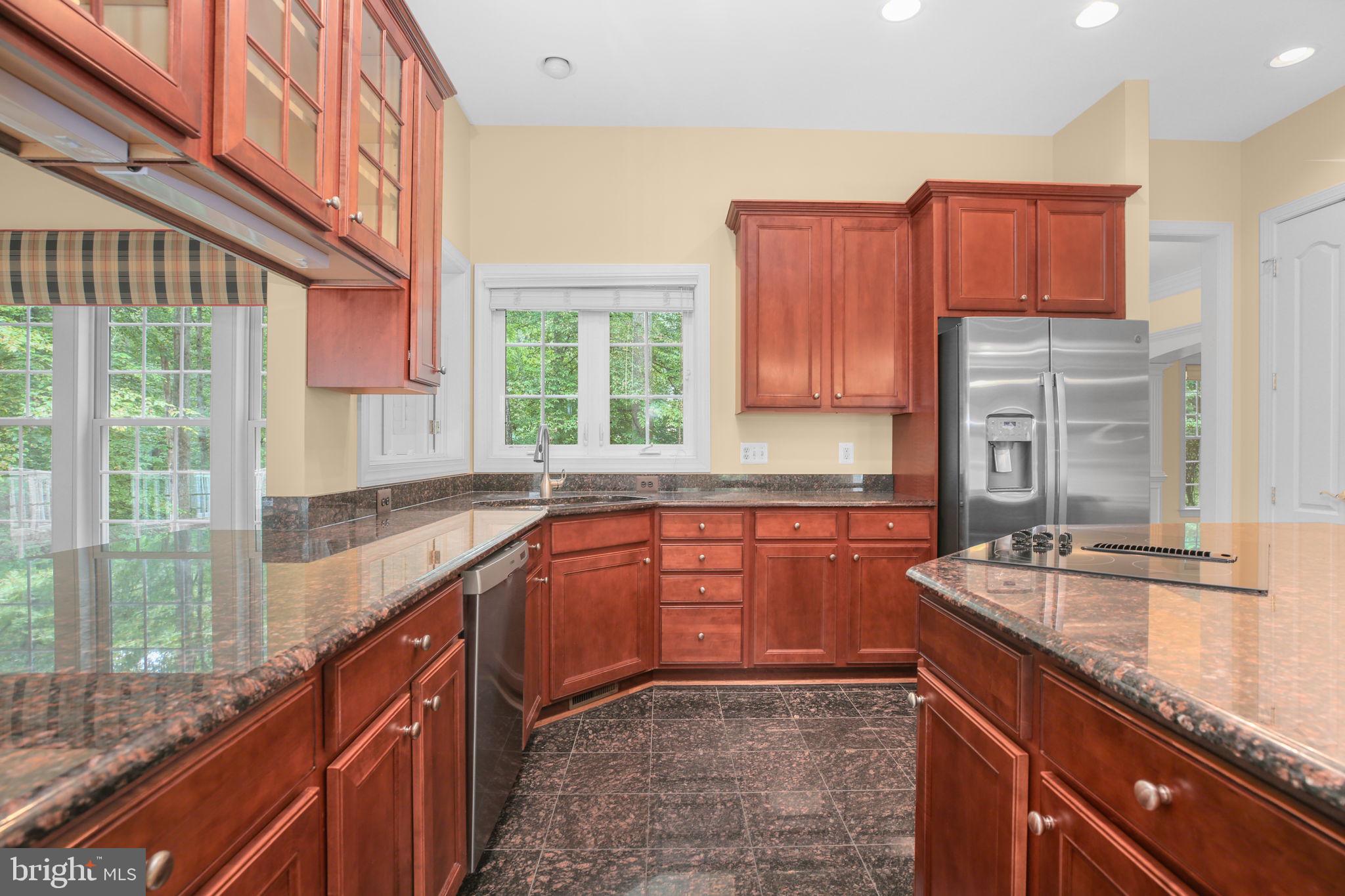 SMITH LAKE ESTATES - Residential