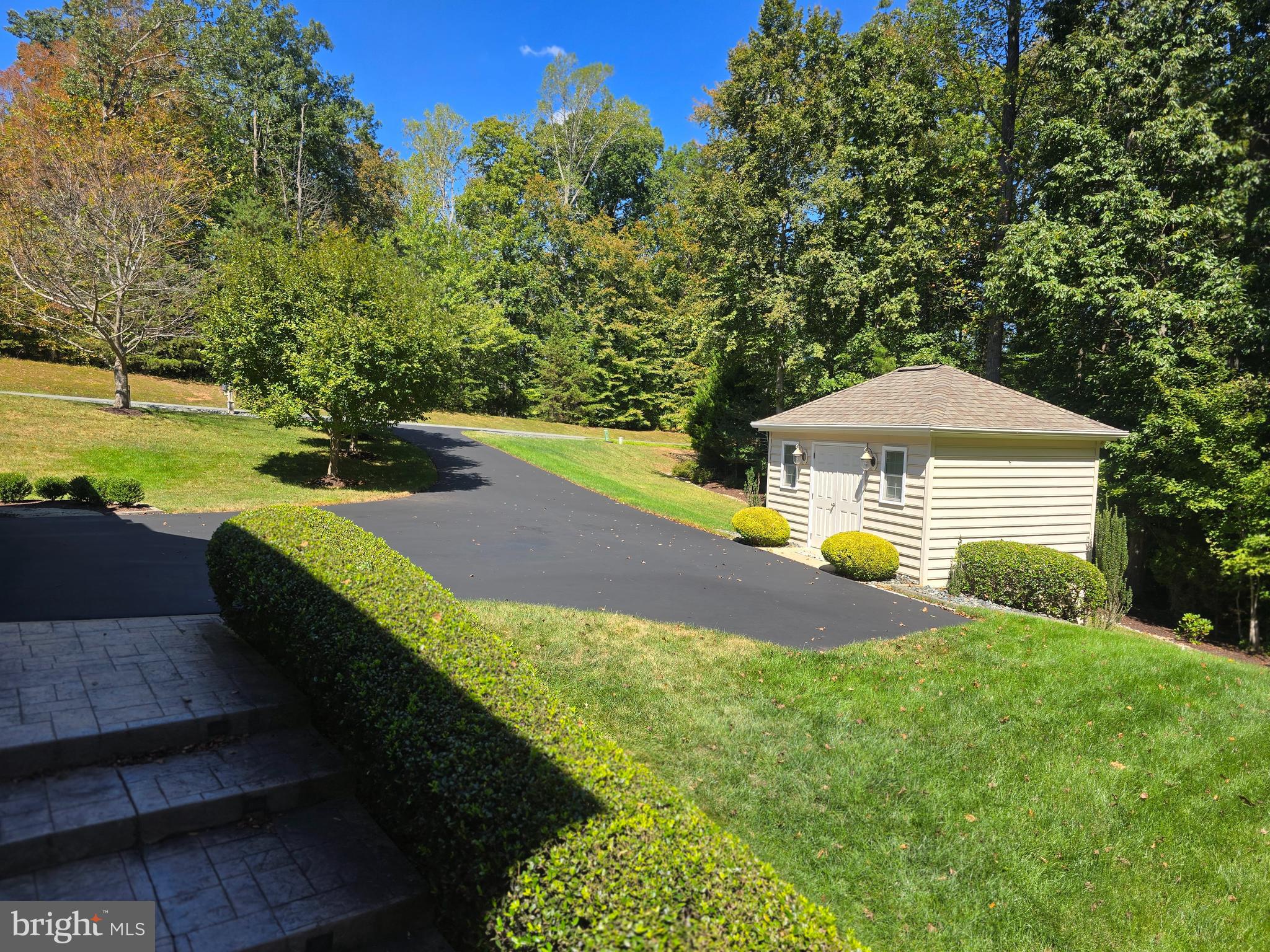 SMITH LAKE ESTATES - Residential