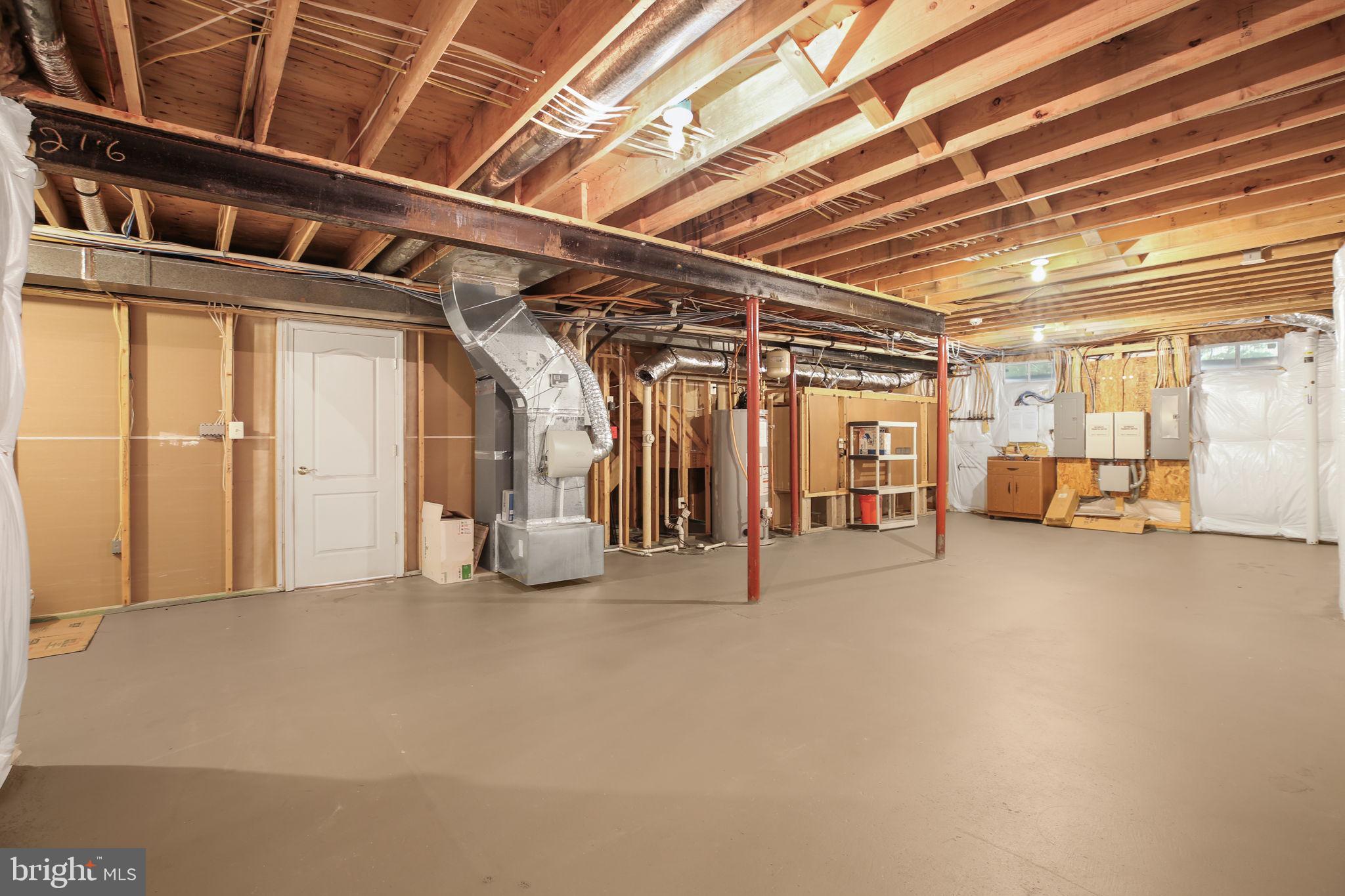 SMITH LAKE ESTATES - Residential