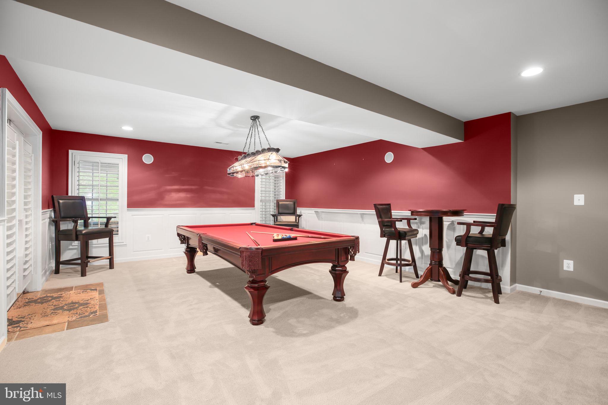 SMITH LAKE ESTATES - Residential