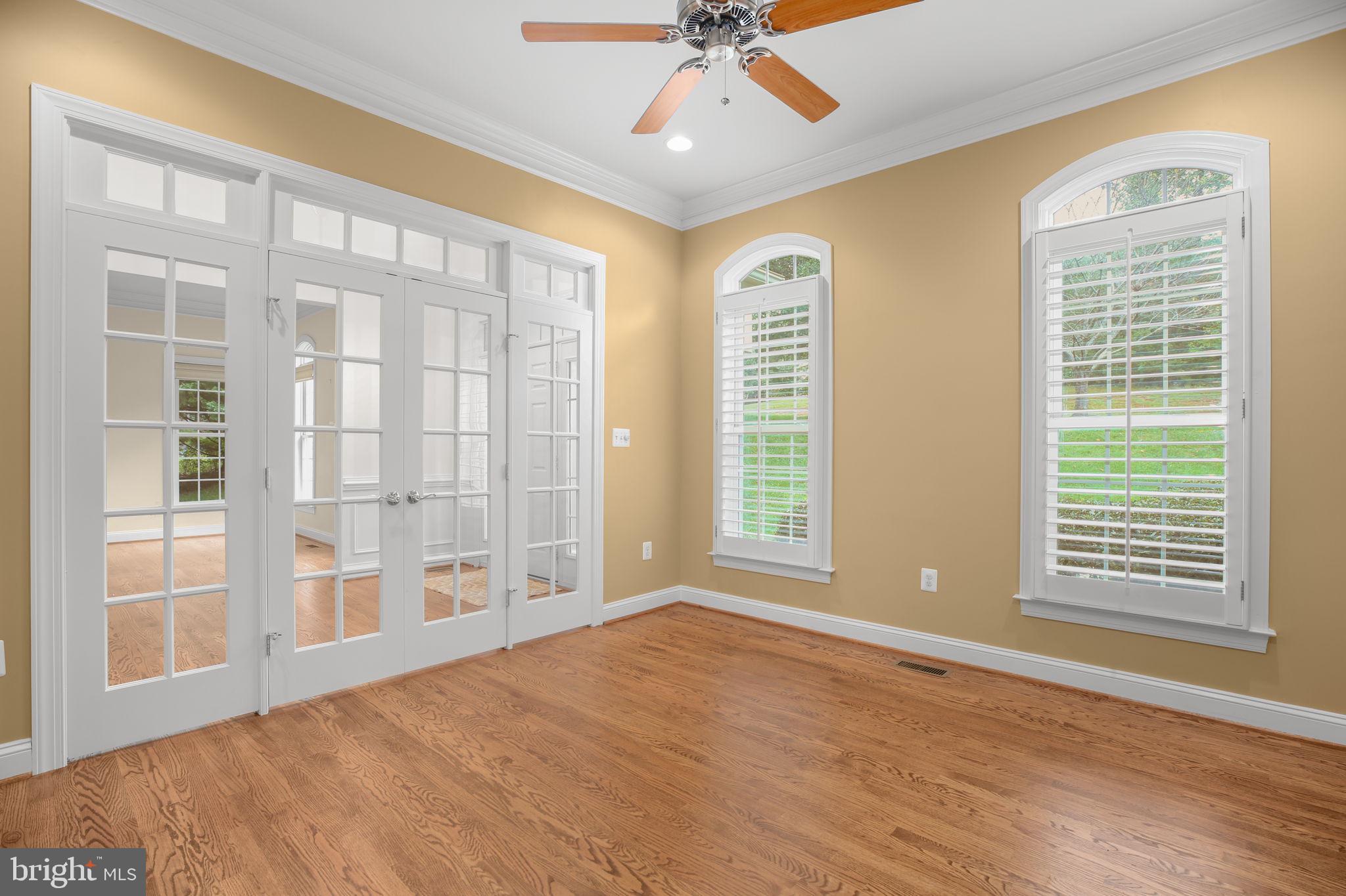 SMITH LAKE ESTATES - Residential