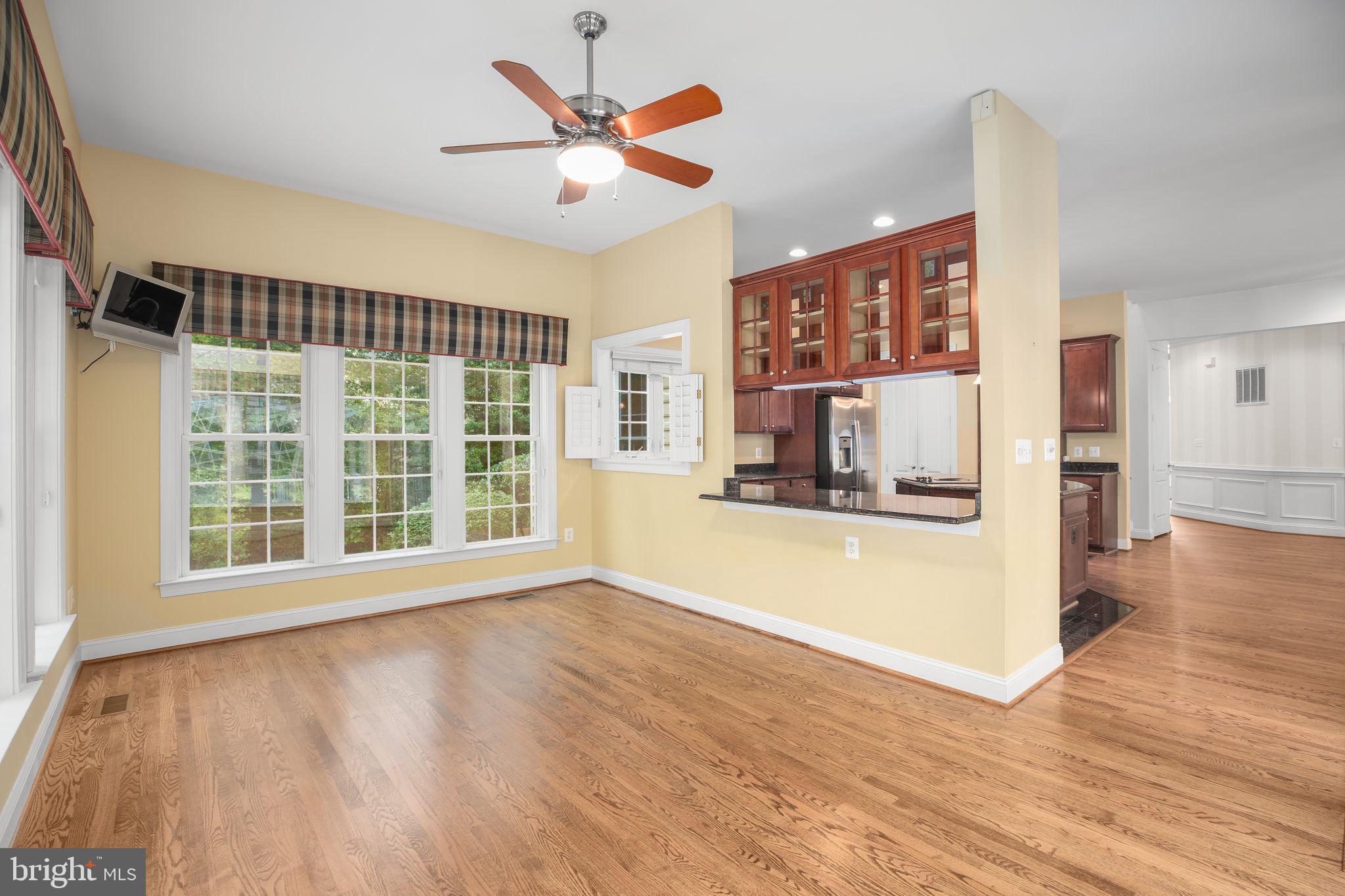 SMITH LAKE ESTATES - Residential