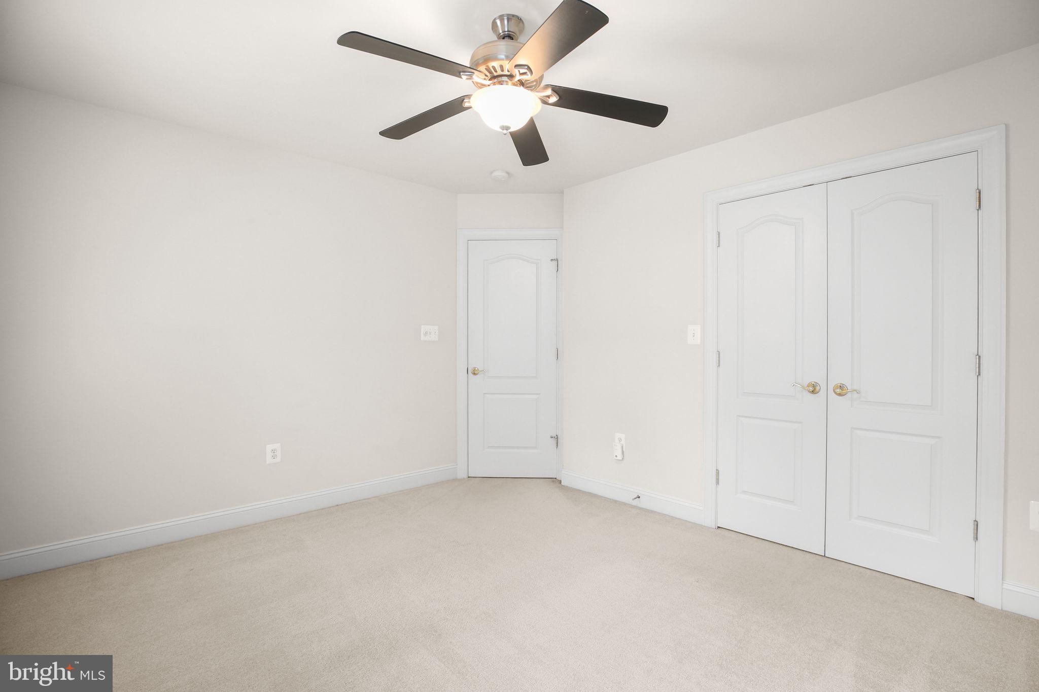 SMITH LAKE ESTATES - Residential