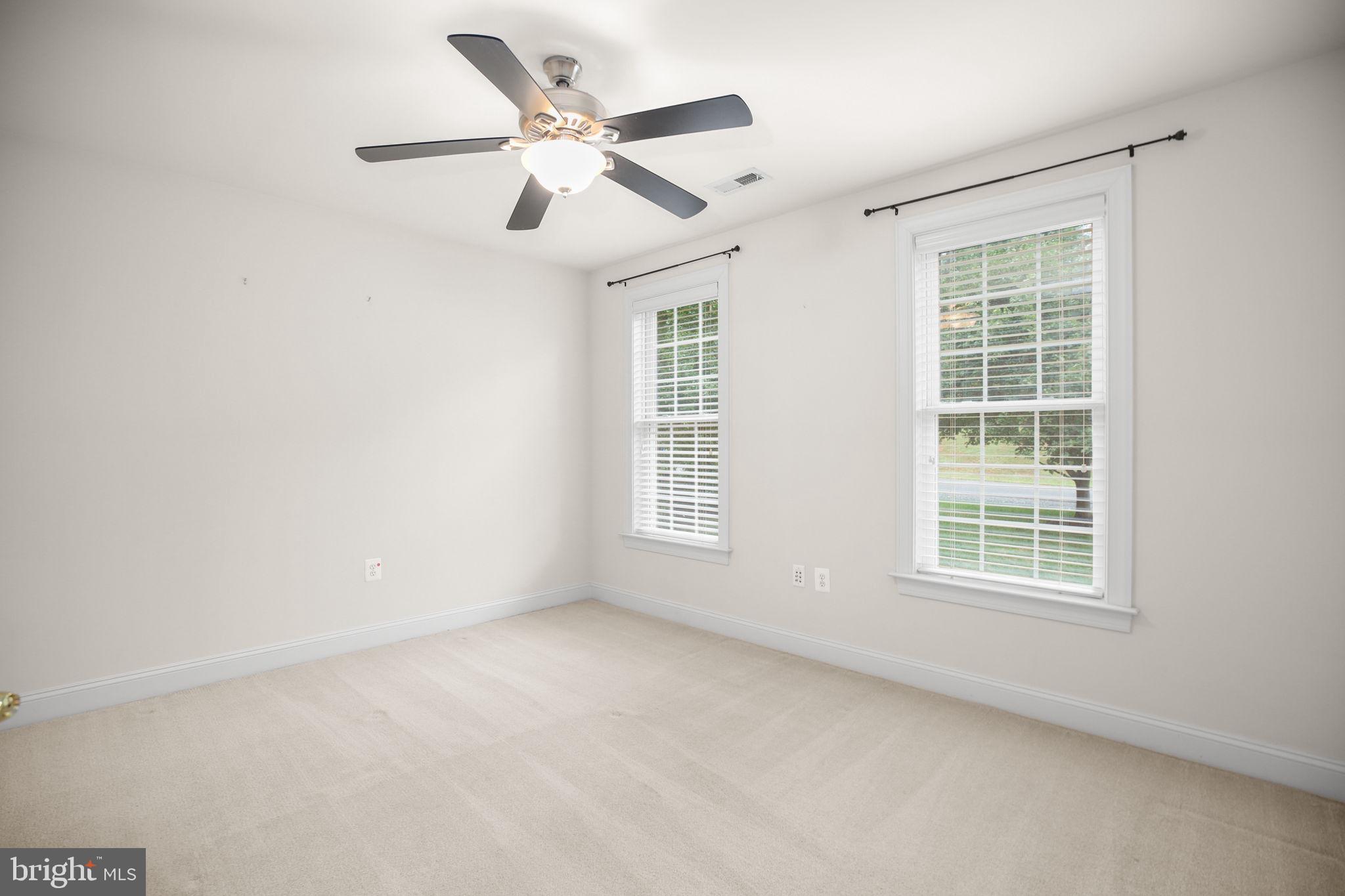 SMITH LAKE ESTATES - Residential