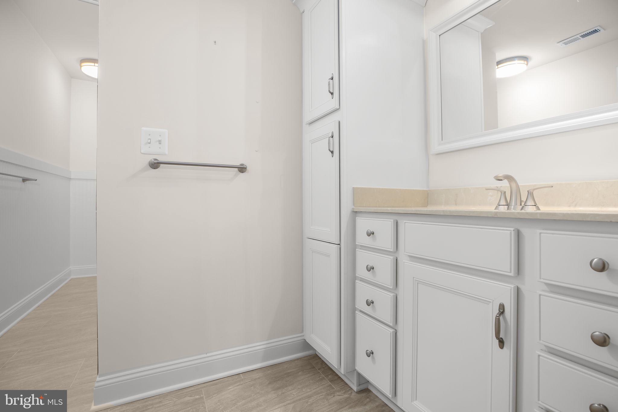 SMITH LAKE ESTATES - Residential