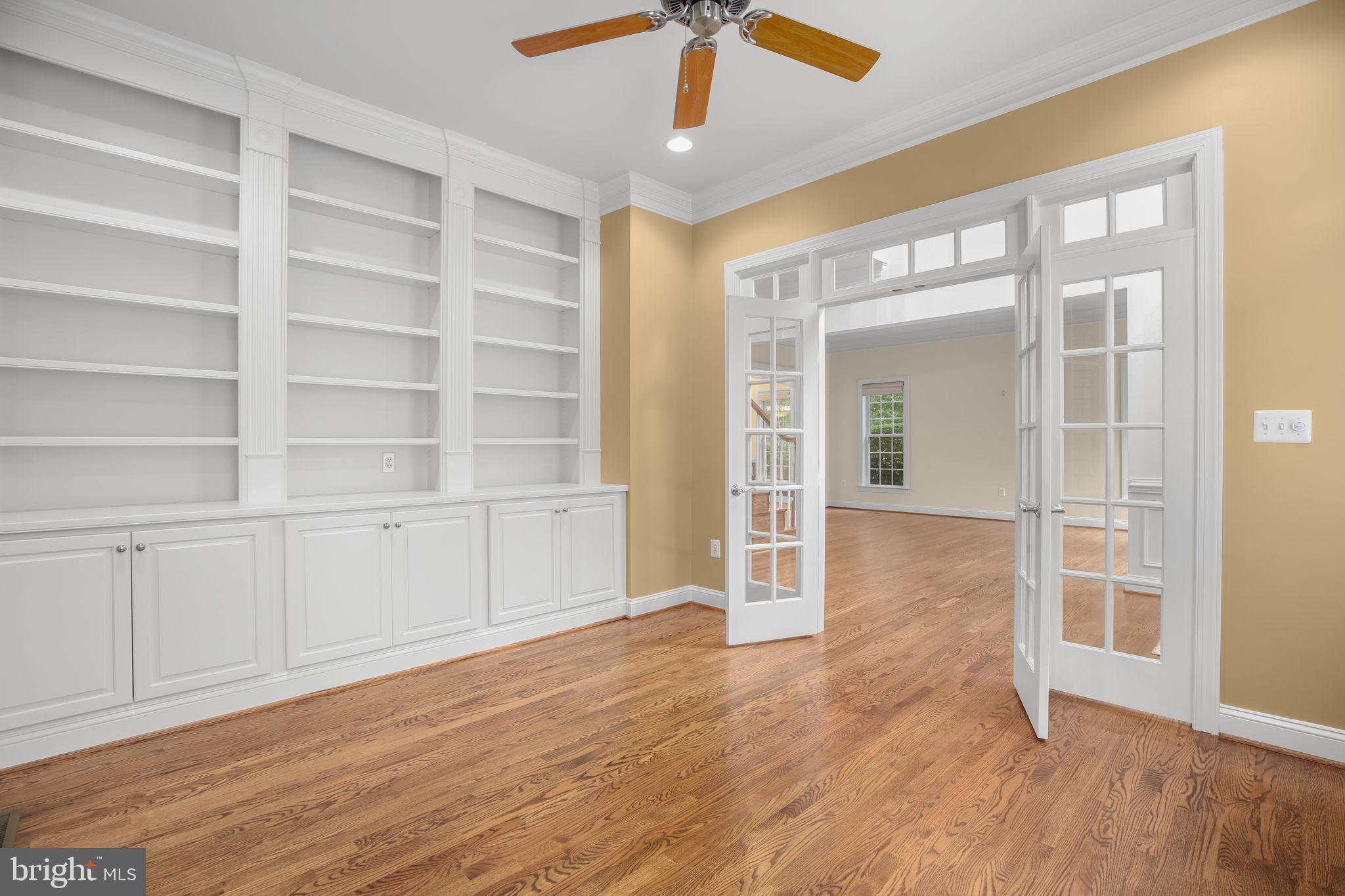 SMITH LAKE ESTATES - Residential