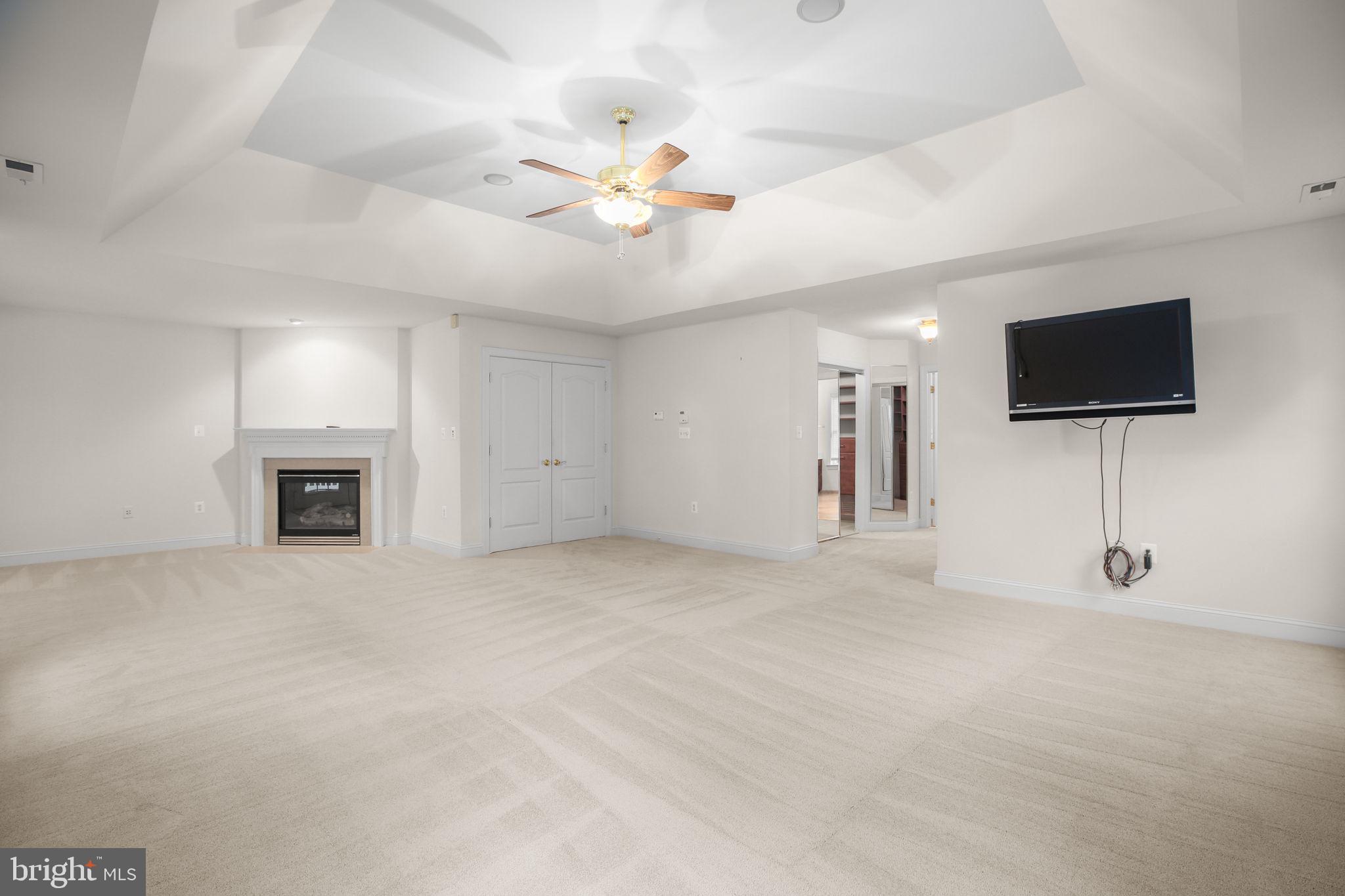 SMITH LAKE ESTATES - Residential