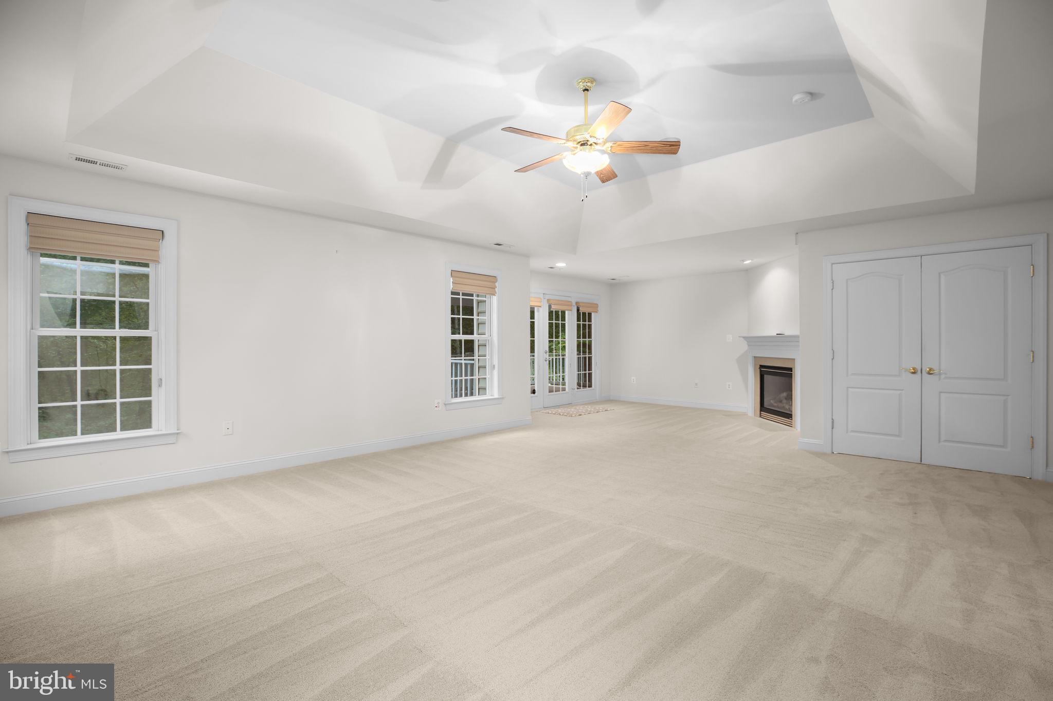 SMITH LAKE ESTATES - Residential