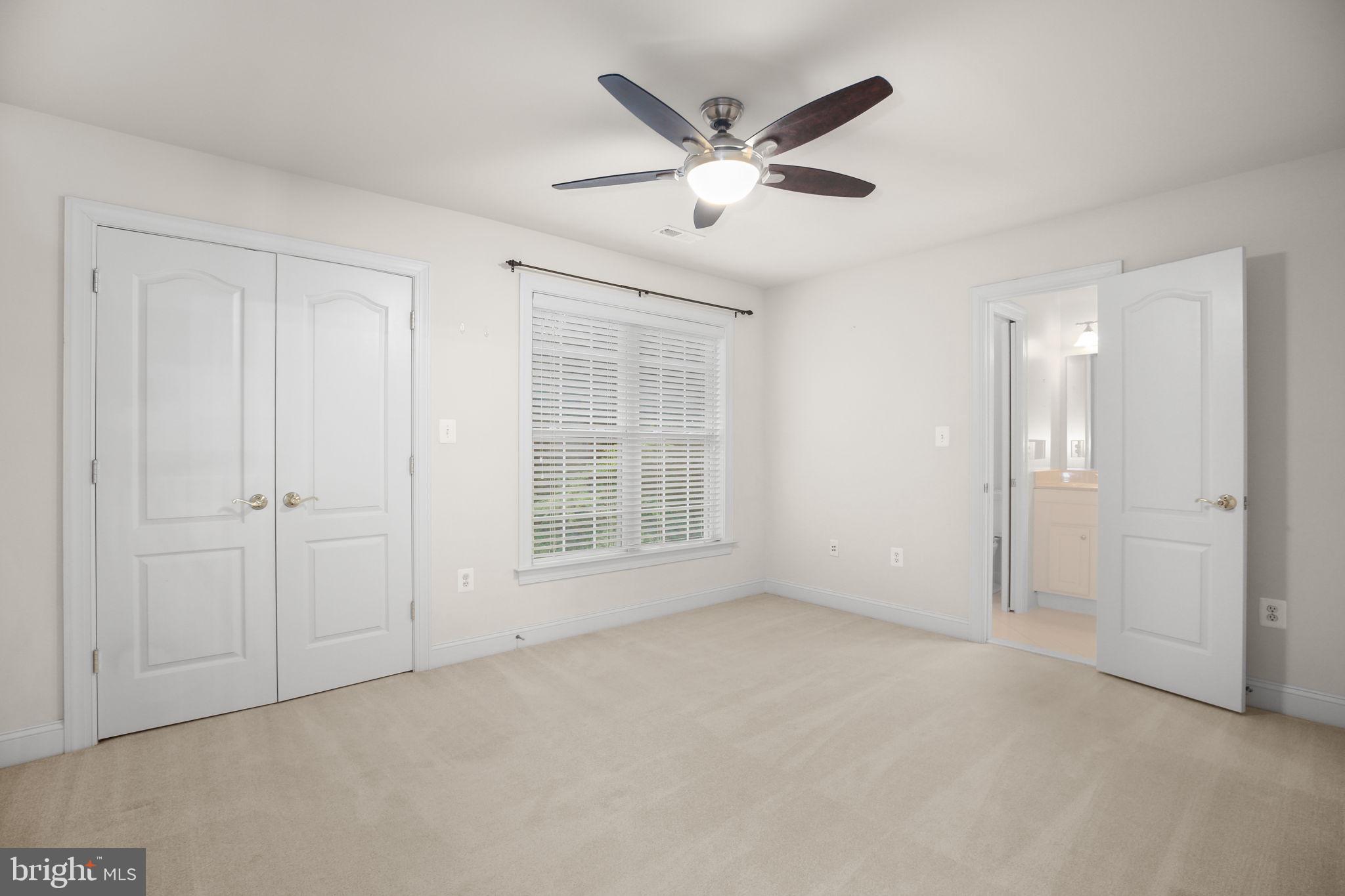 SMITH LAKE ESTATES - Residential